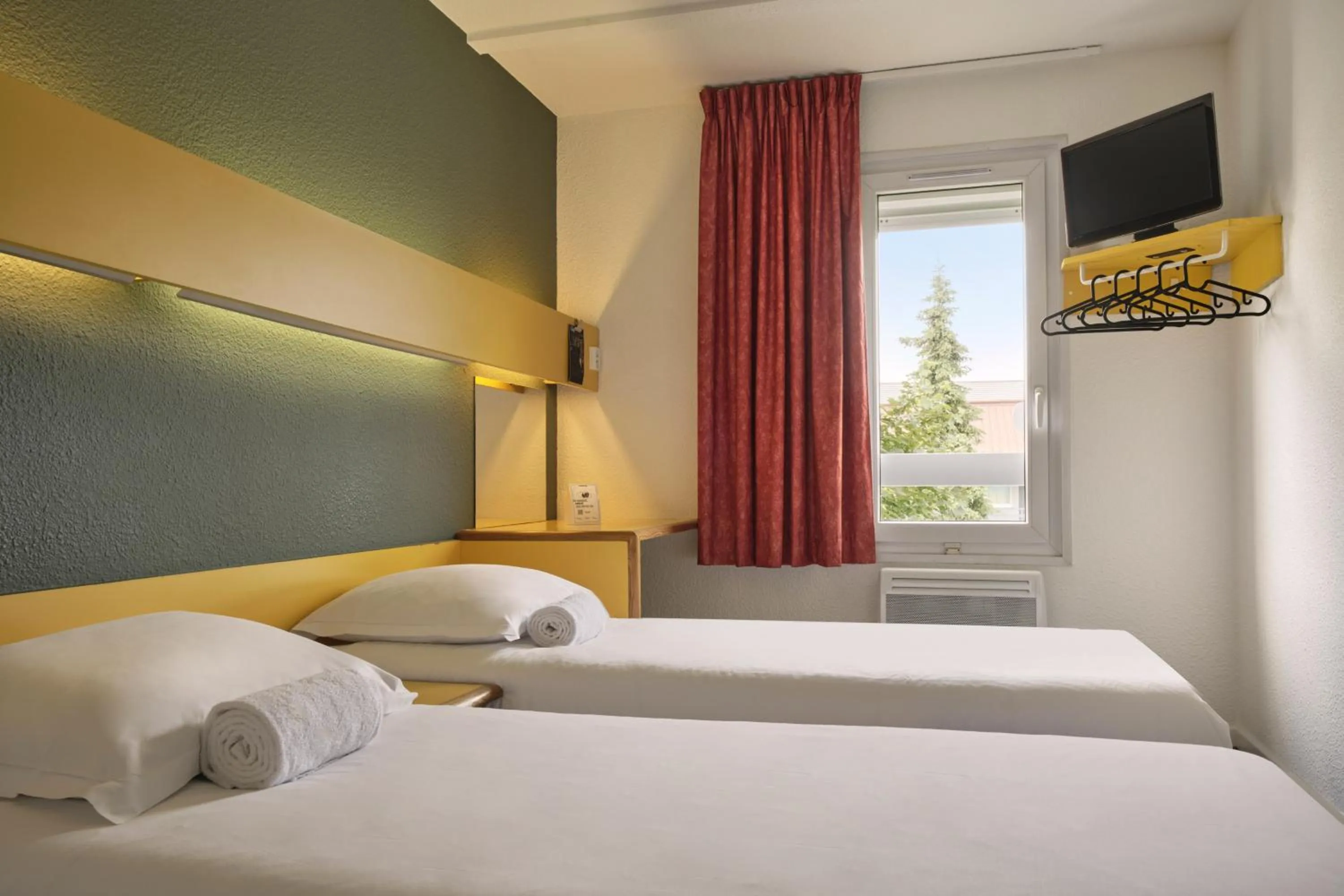 Bed in The Originals Access, Hôtel Moustache, Seclin