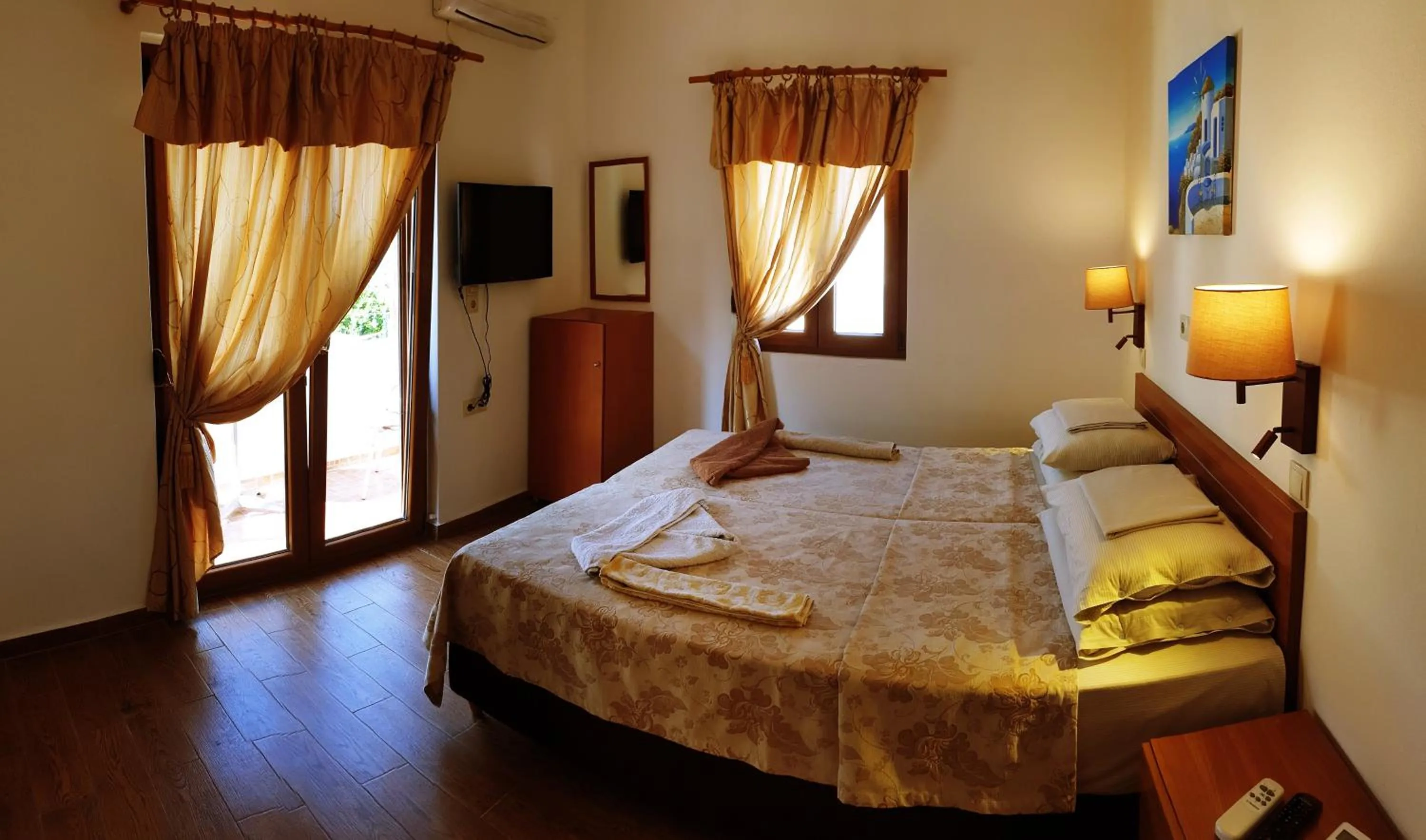 Bedroom, Bed in Apollo Studios