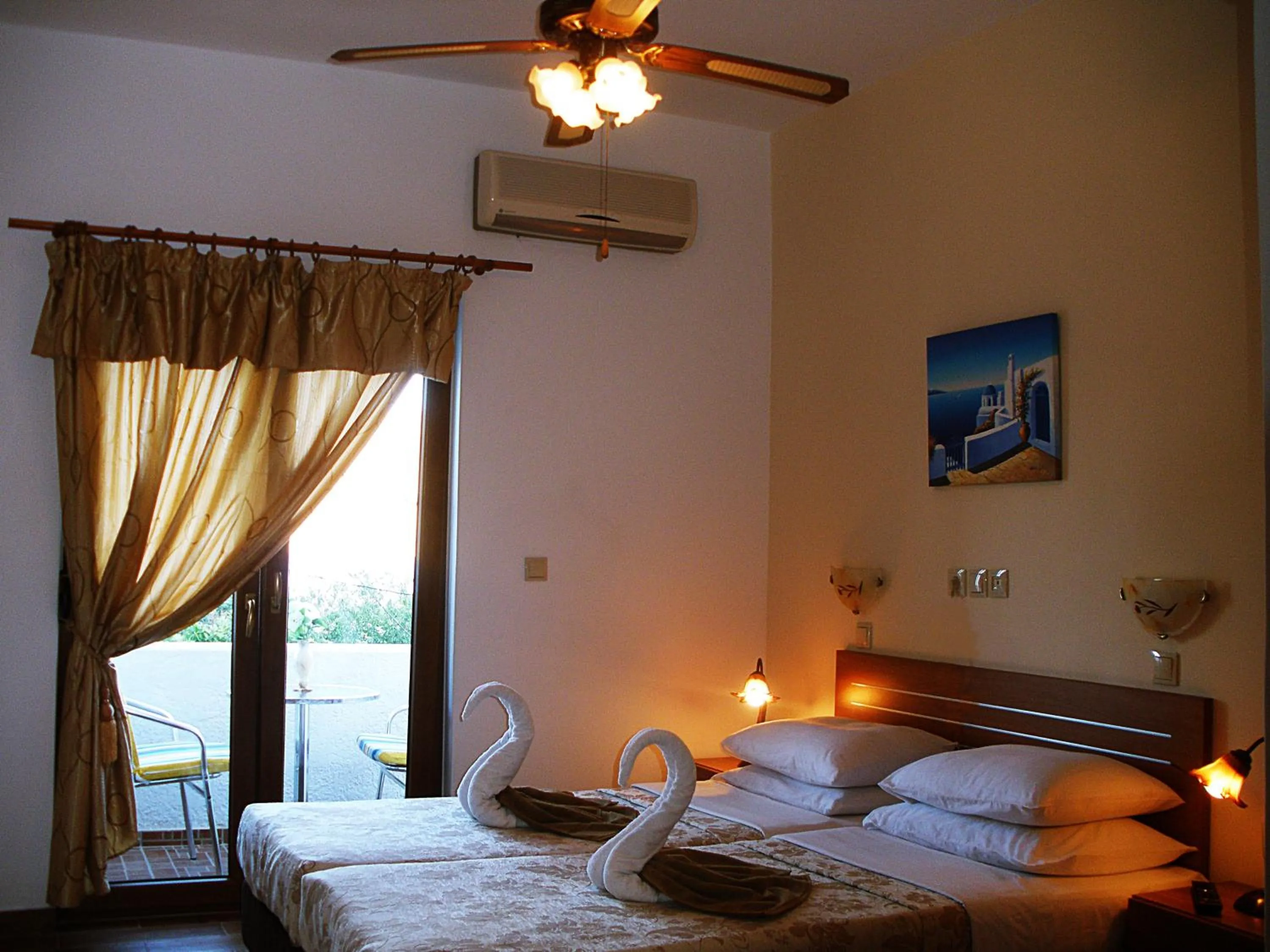 Bedroom, Bed in Apollo Studios