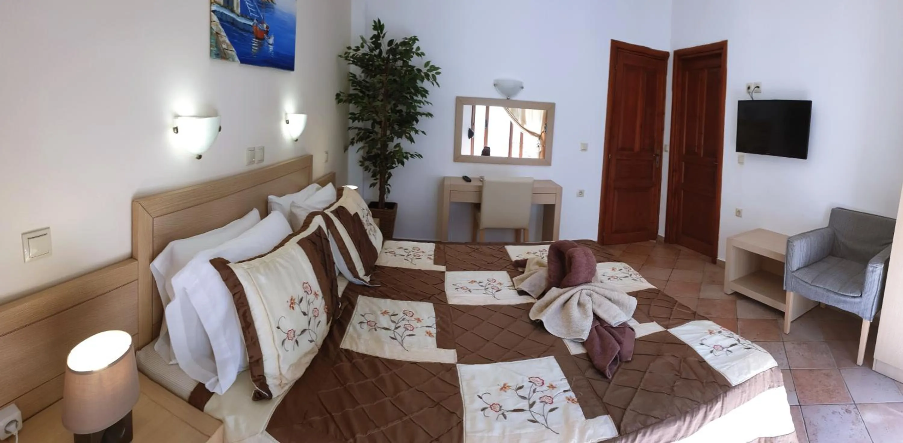 Bedroom, Bed in Apollo Studios