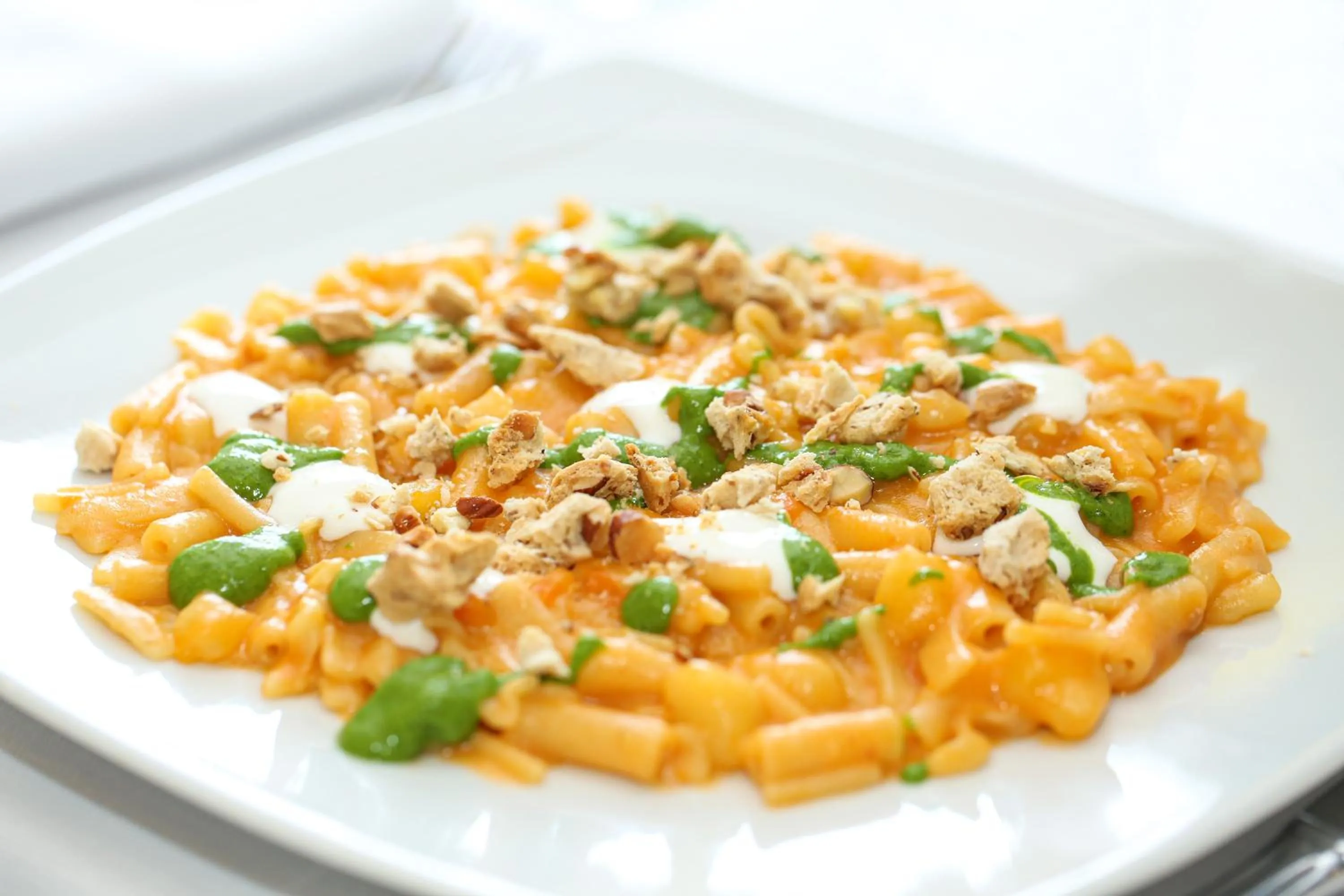 Restaurant/places to eat in Hotel Royal Hills