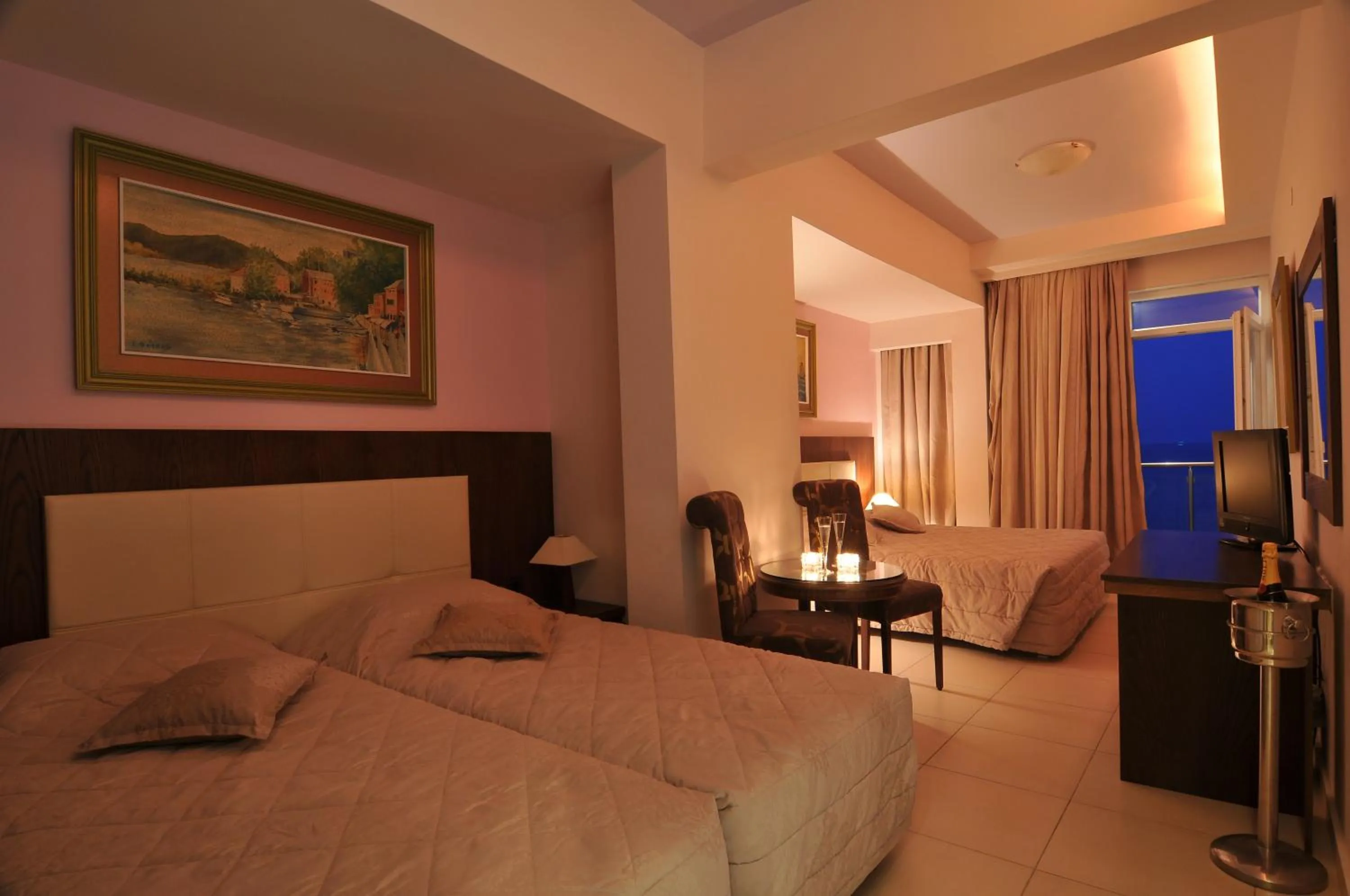 Bed in Panorama Hotel