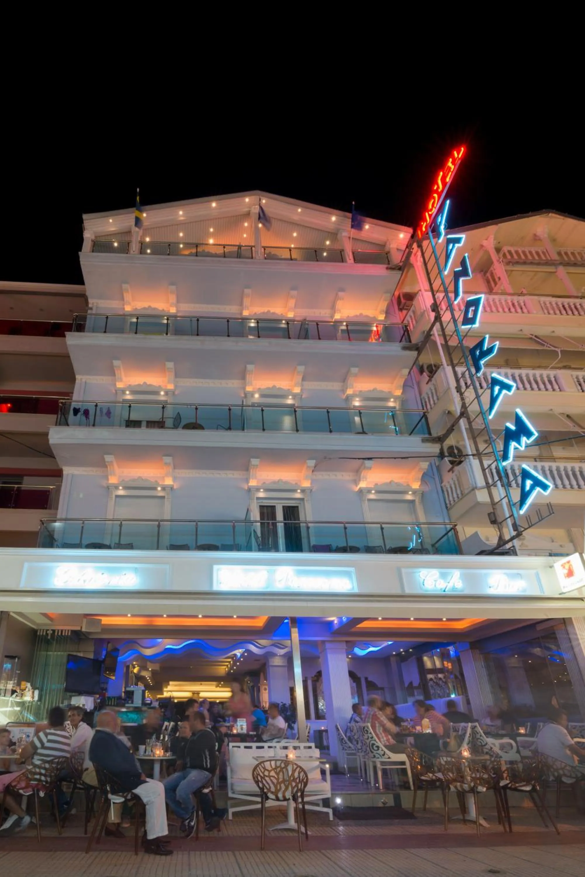 Facade/entrance in Panorama Hotel