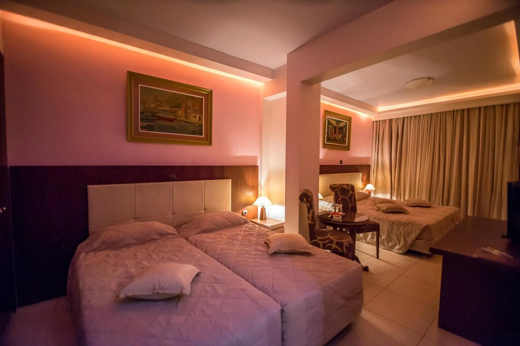 Bed in Panorama Hotel