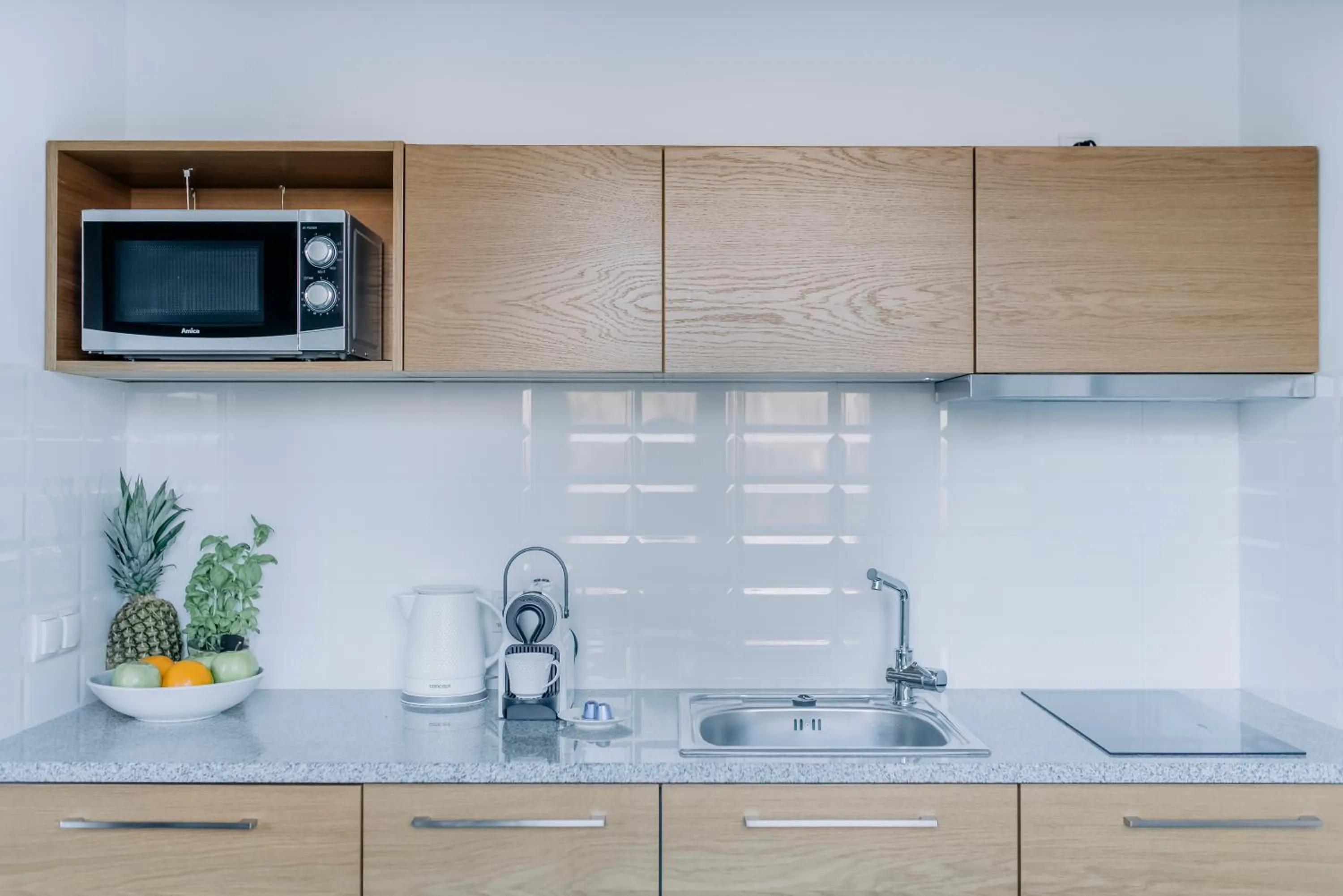 Coffee/tea facilities in APARTEL Plac Zbawiciela Studio