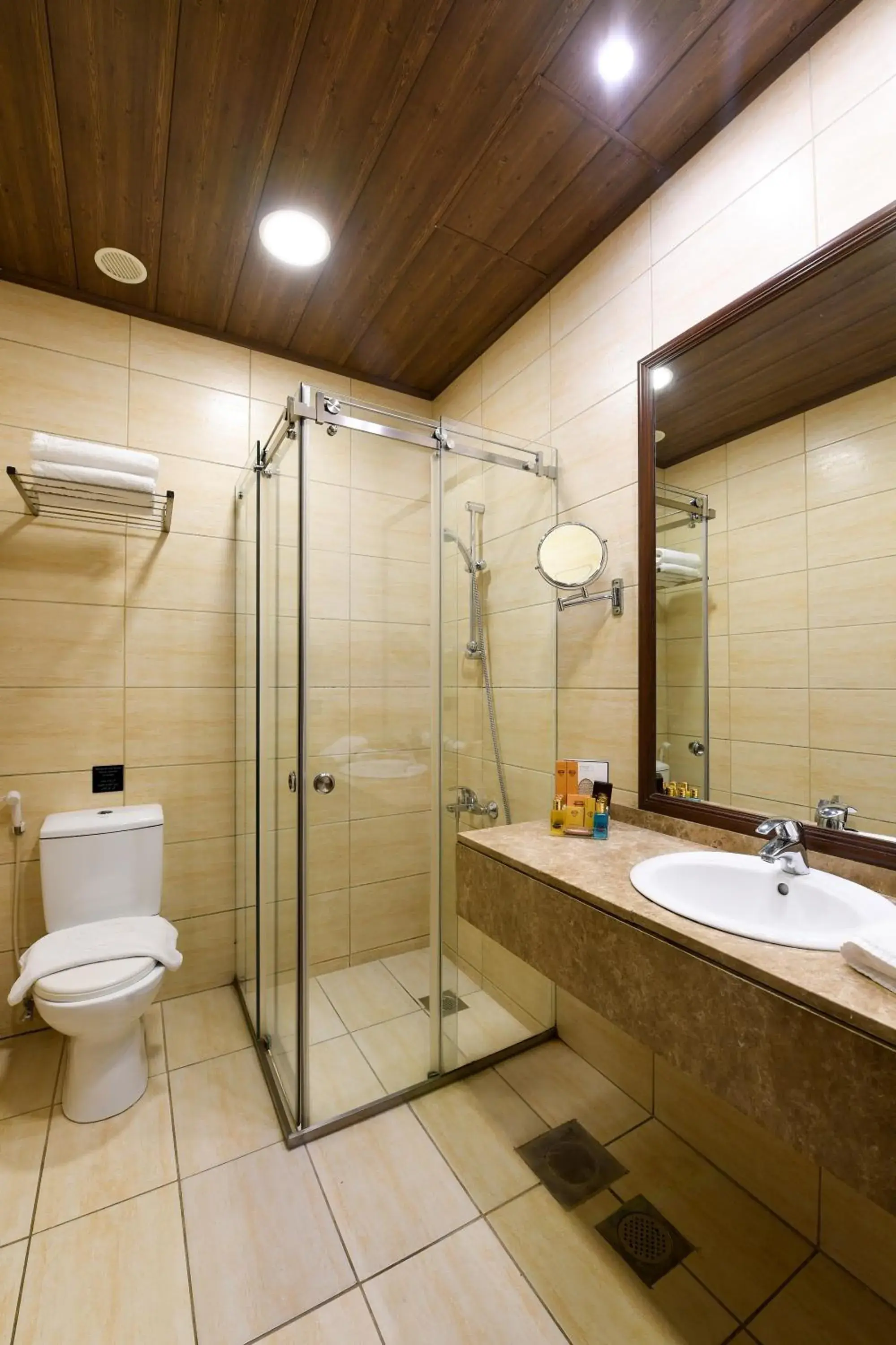 Superior Double Room in Reston Hotel Superior Double Room in Reston Hotel