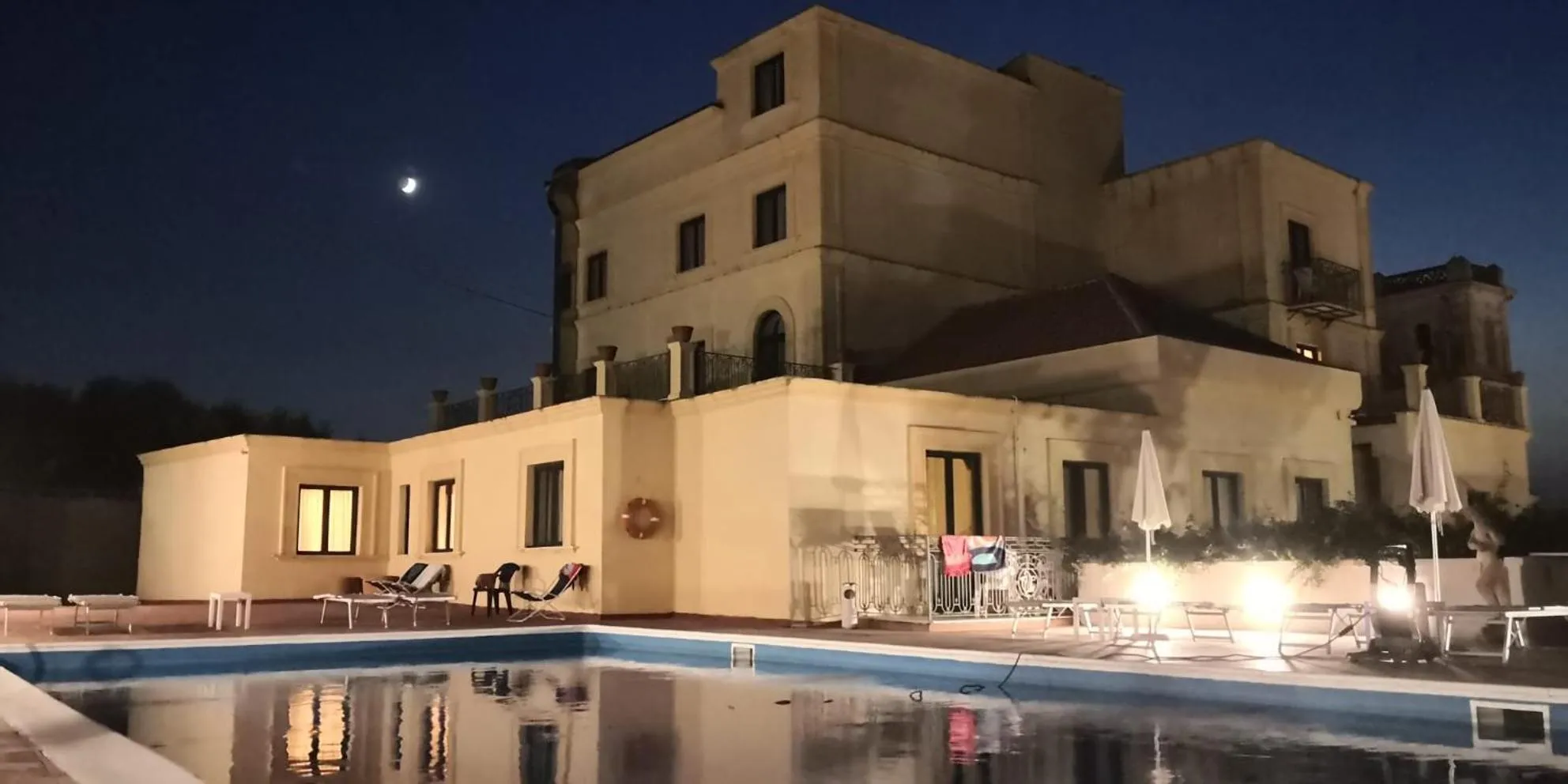 Swimming pool in Hotel Villa Igea