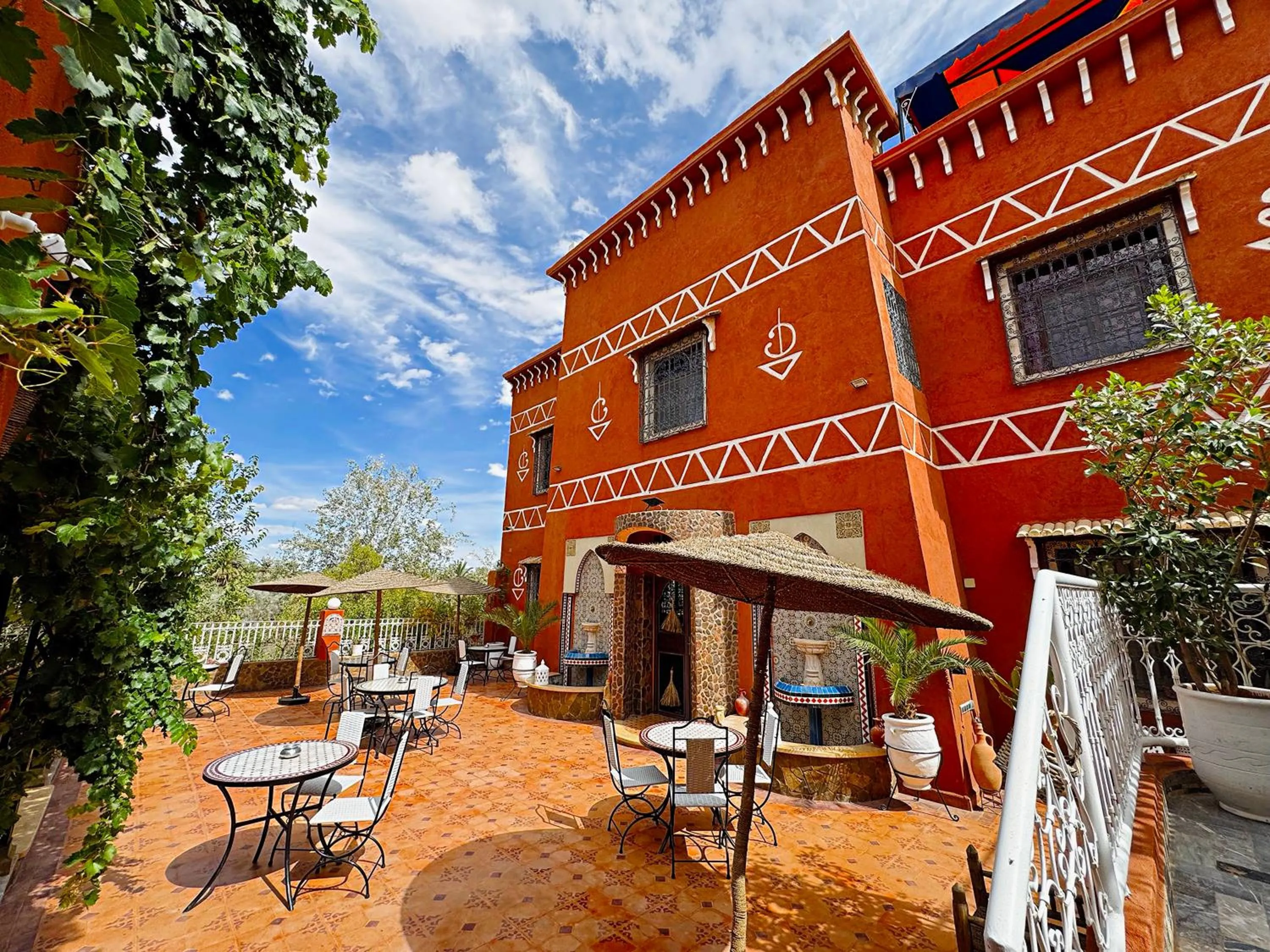 Billiard in Riad Chay & Boutique