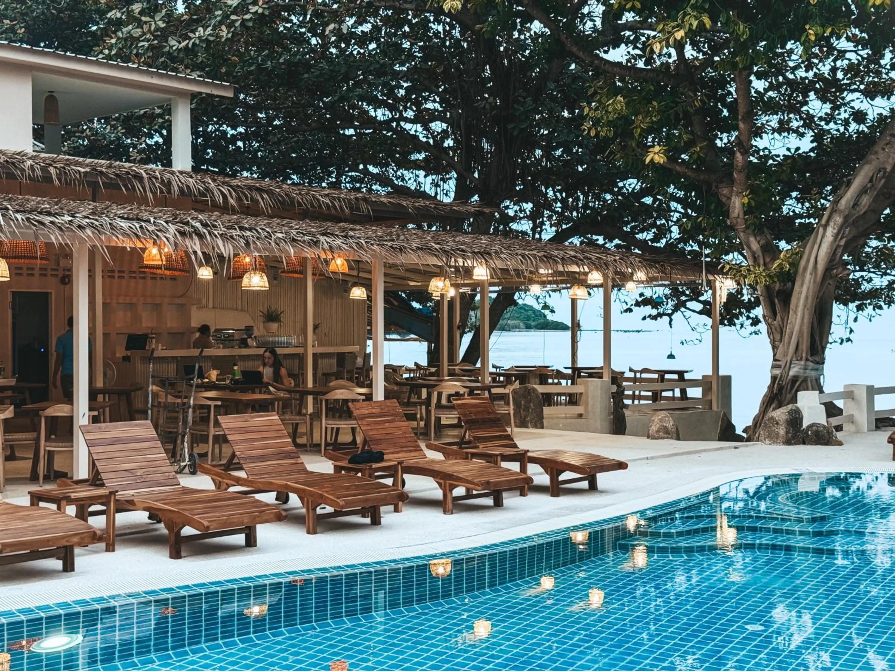 Restaurant/places to eat in Blue Turtle Hotel Samui