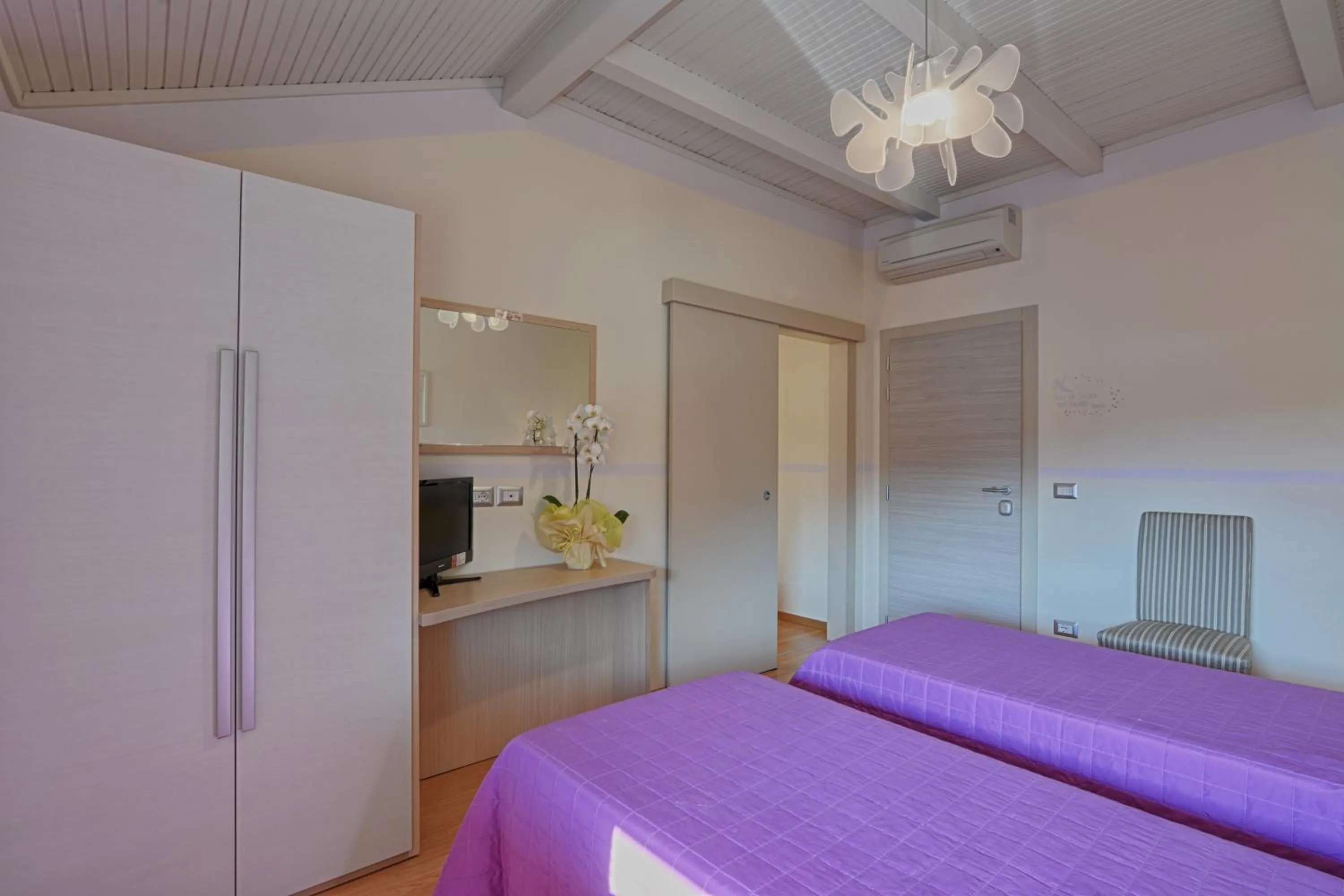 Photo of the whole room, Bed in Hotel Europa - Sorico