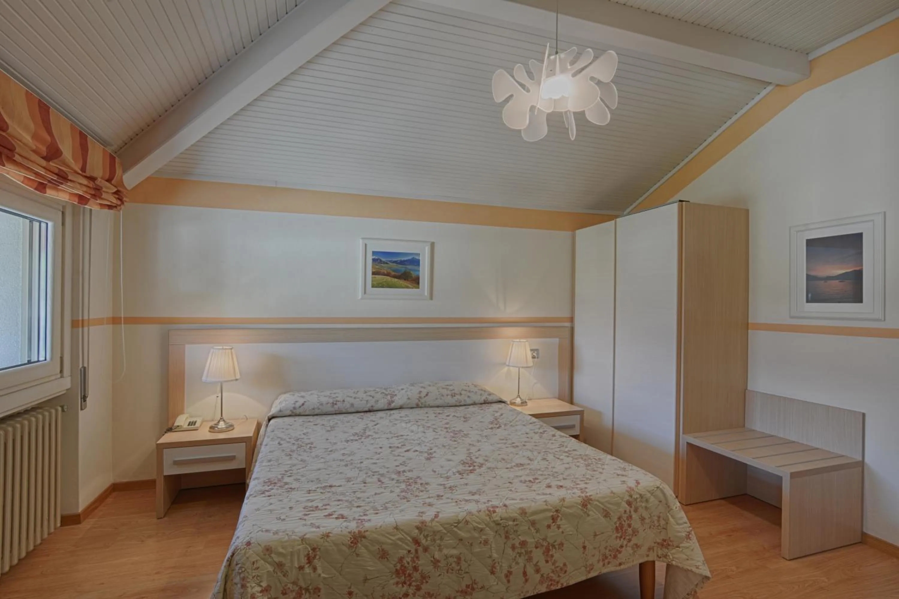 Photo of the whole room, Bed in Hotel Europa - Sorico