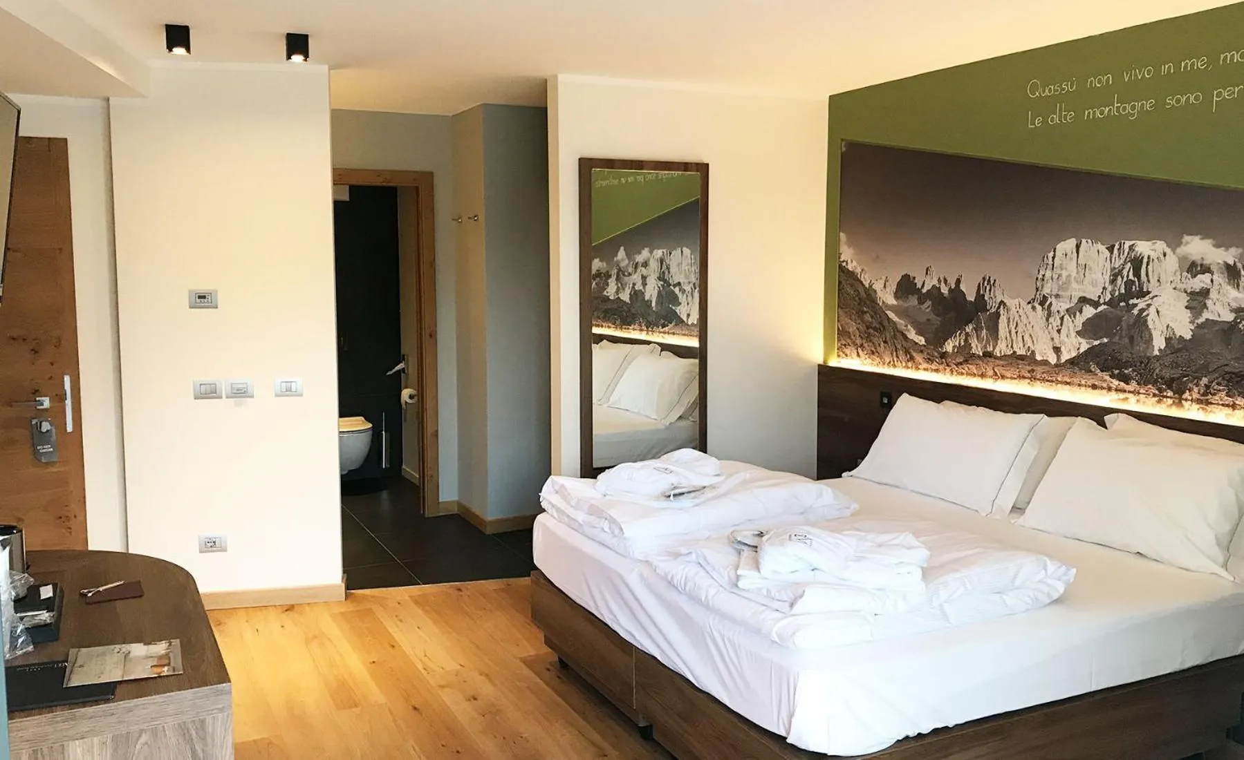 Bedroom, Bed in Dolomeet Boutique Hotel