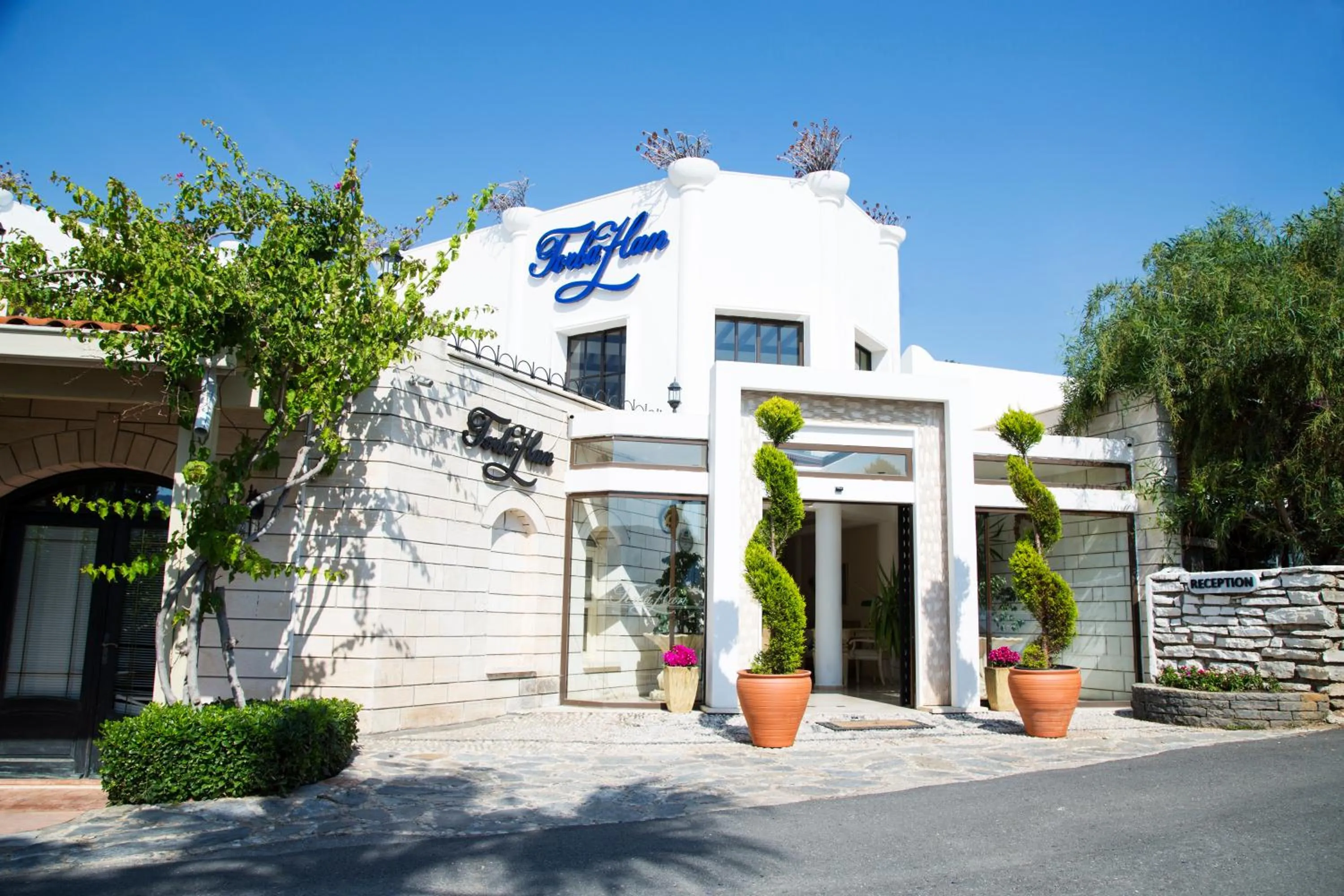 Property building in Torbahan Hotel