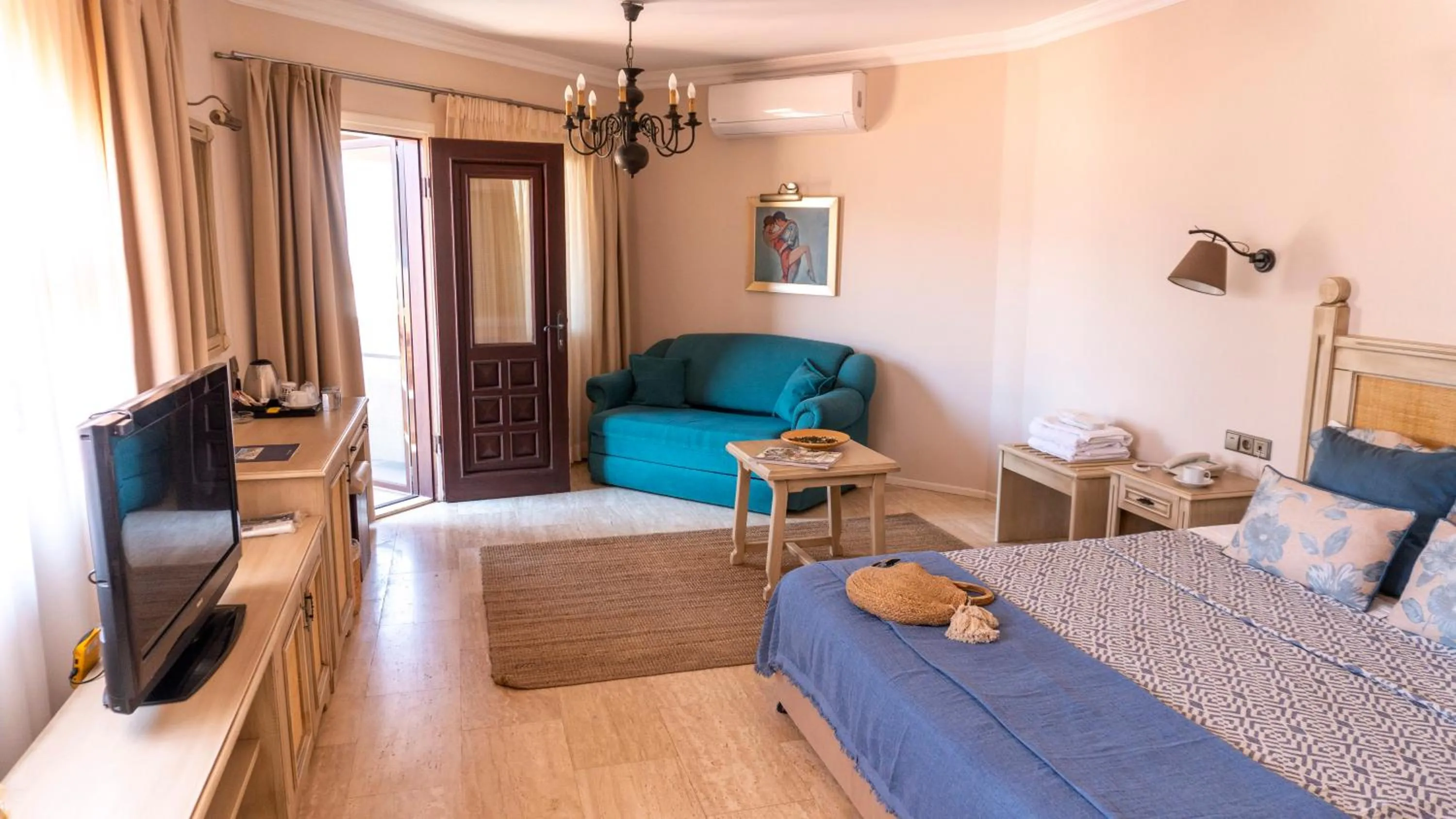 Bed in Torbahan Hotel