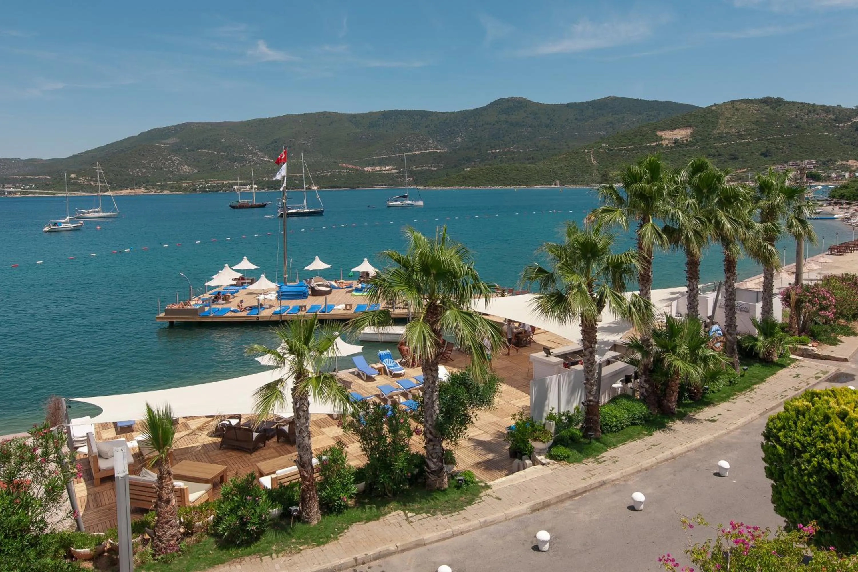 Facade/entrance in Torbahan Hotel