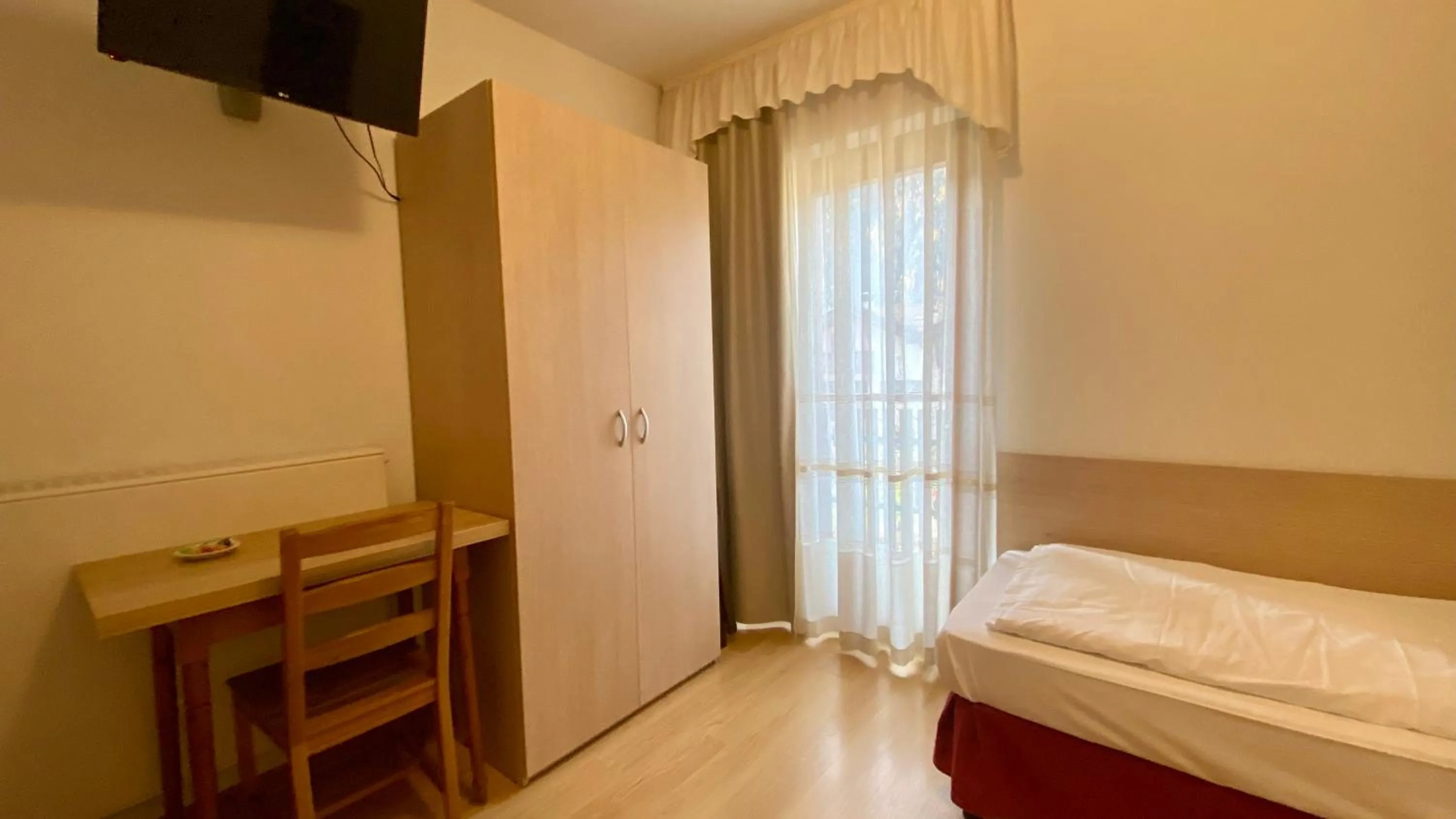 Bed in Casteluce Hotel Funivie