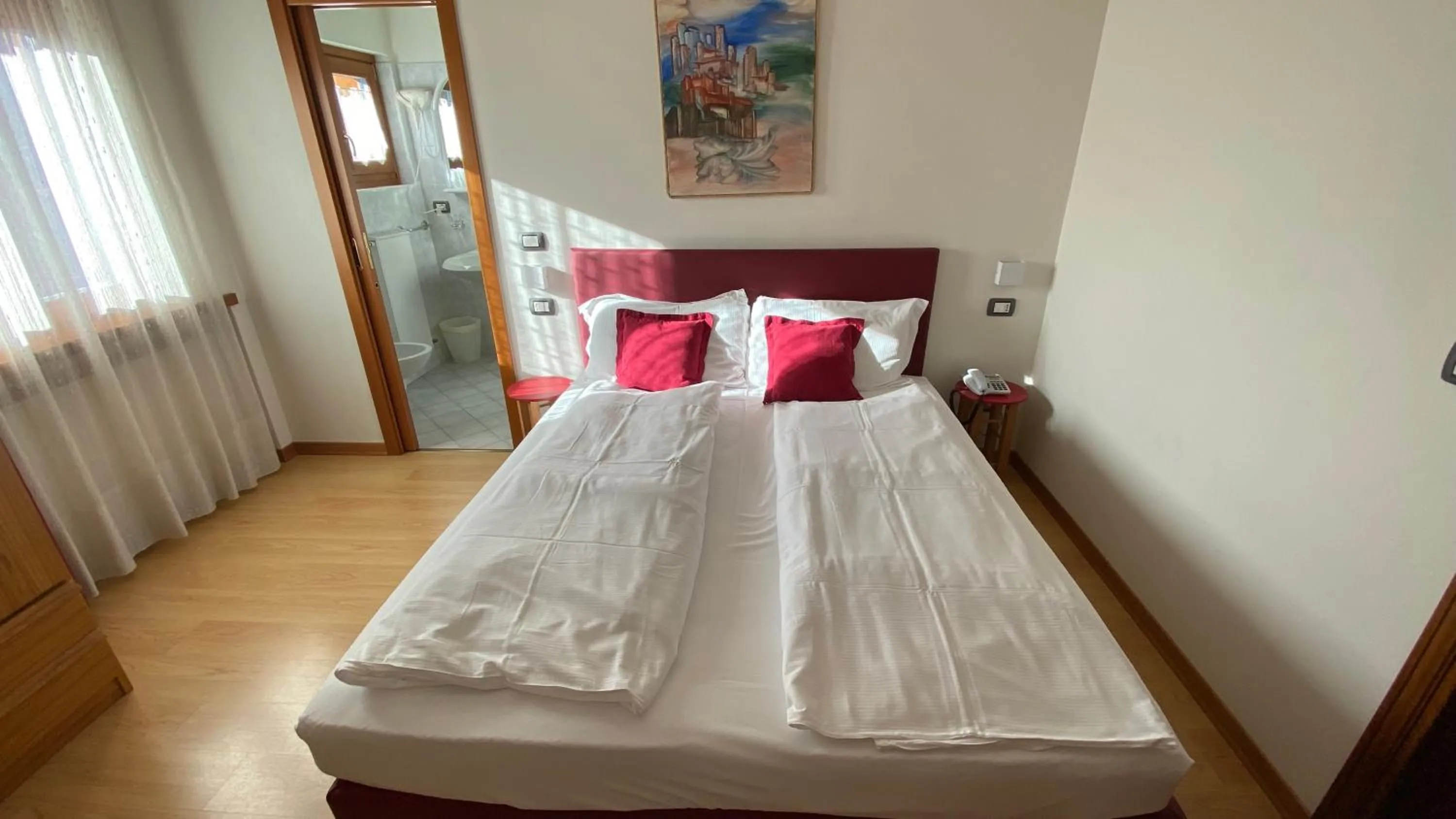 Bed in Casteluce Hotel Funivie