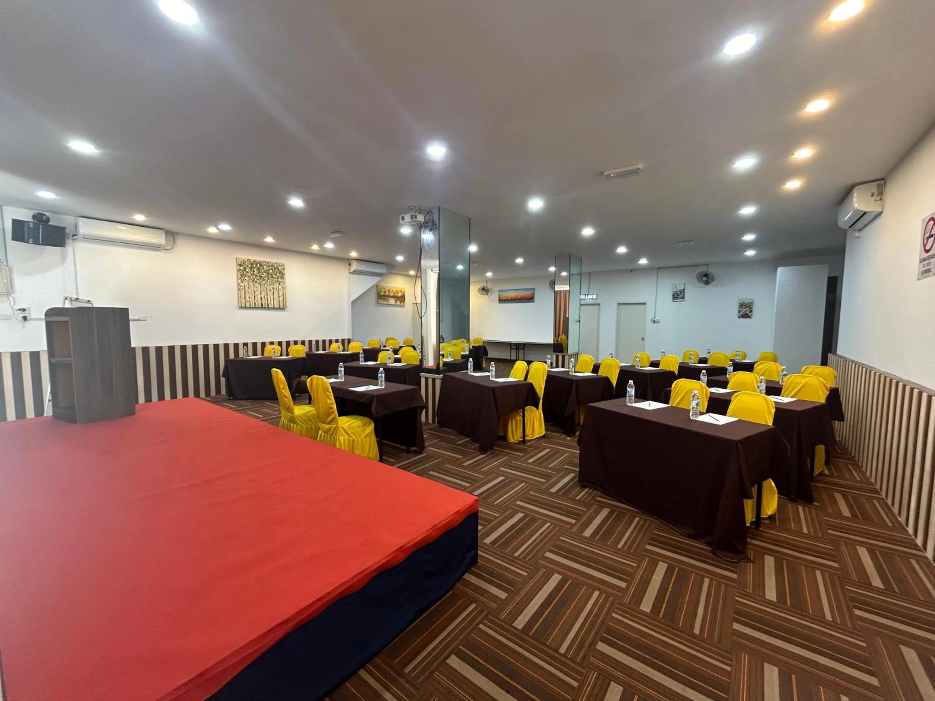 Meeting/conference room in Riviera Suites Melaka