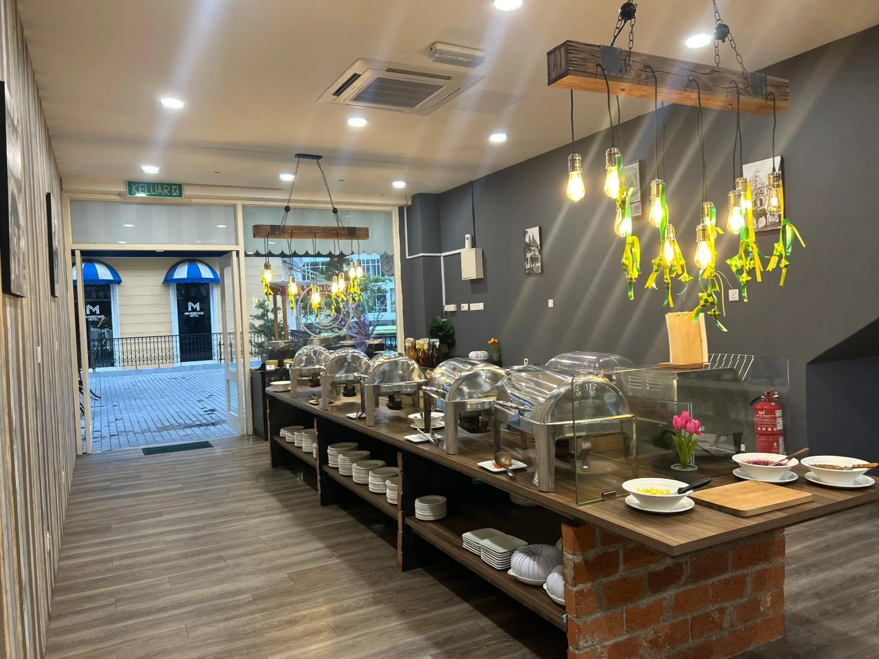 Breakfast in Riviera Suites Melaka