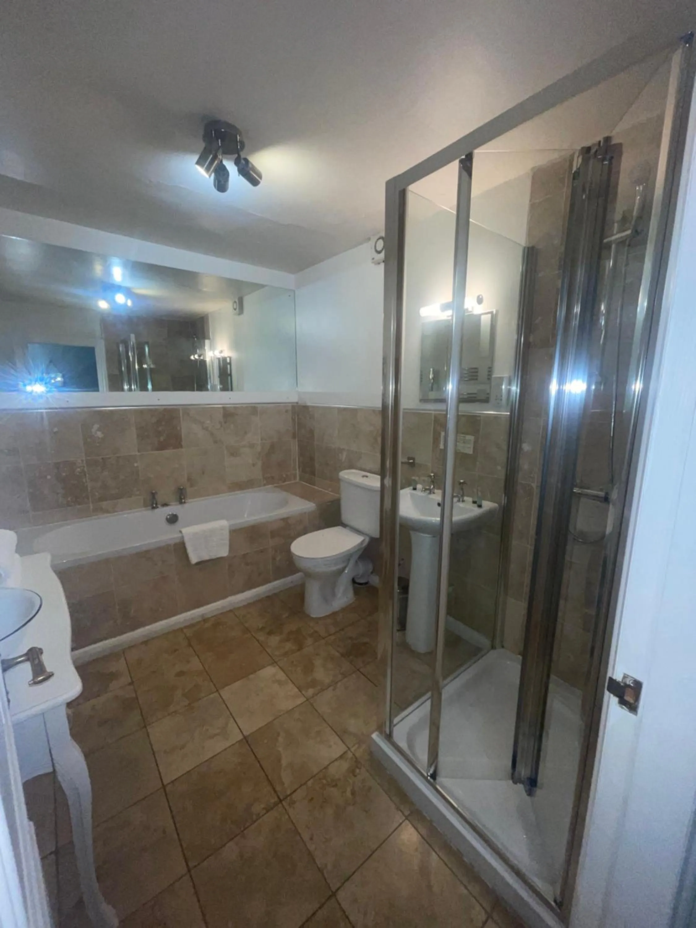 White Horse & Griffin