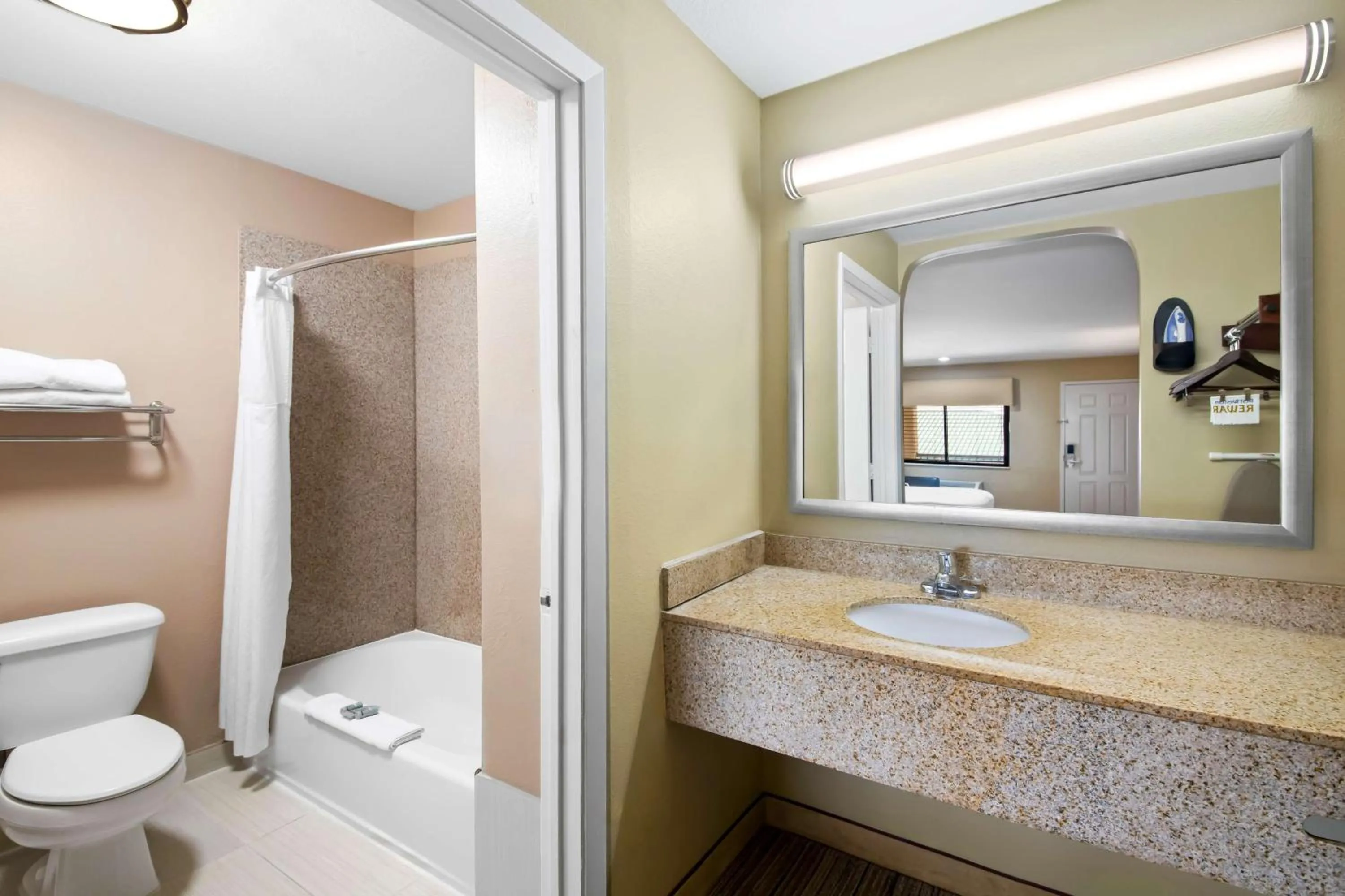 Bathroom in Best Western Cedar Inn