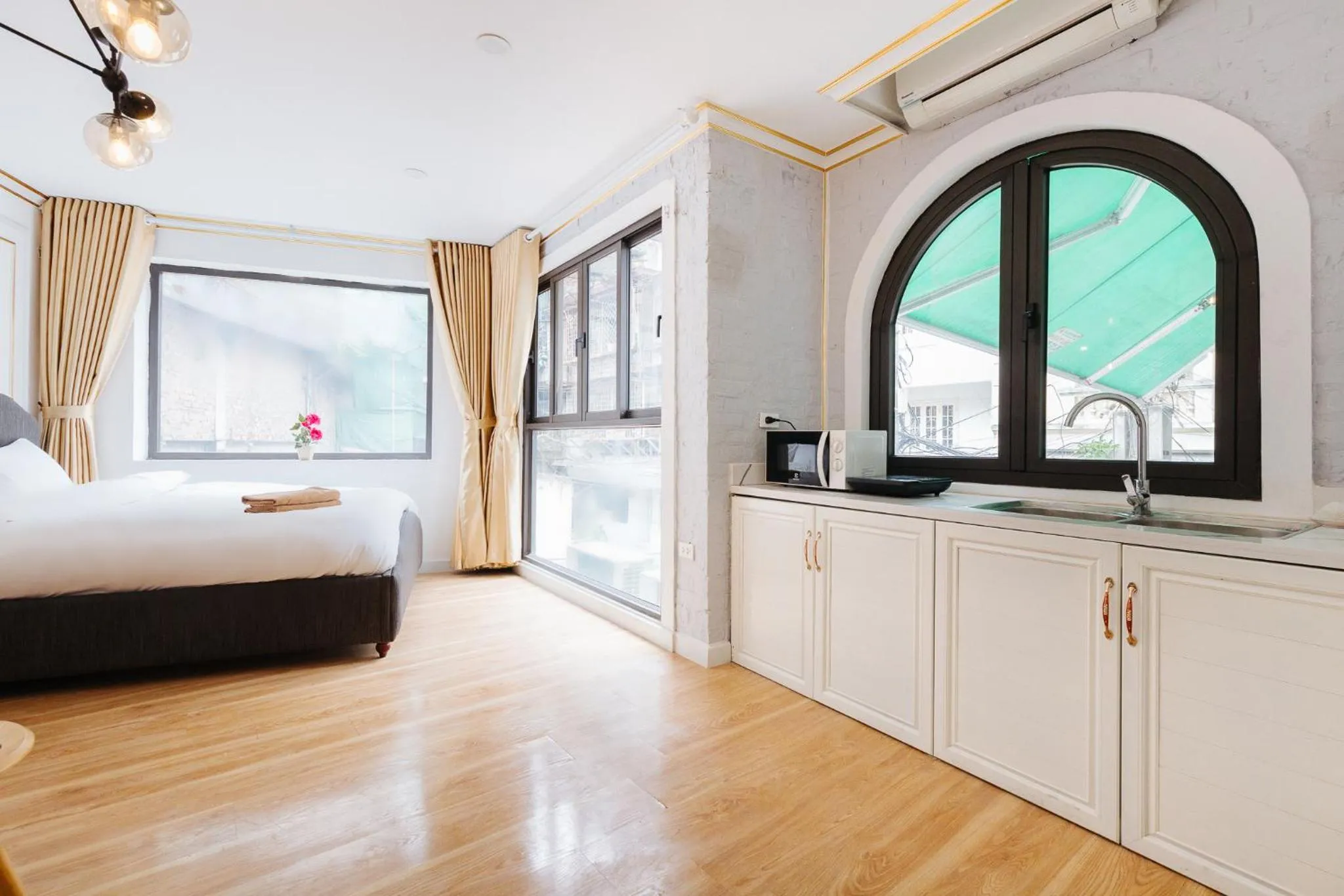 Bed in SaziHome Le Thanh Tong Hanoi