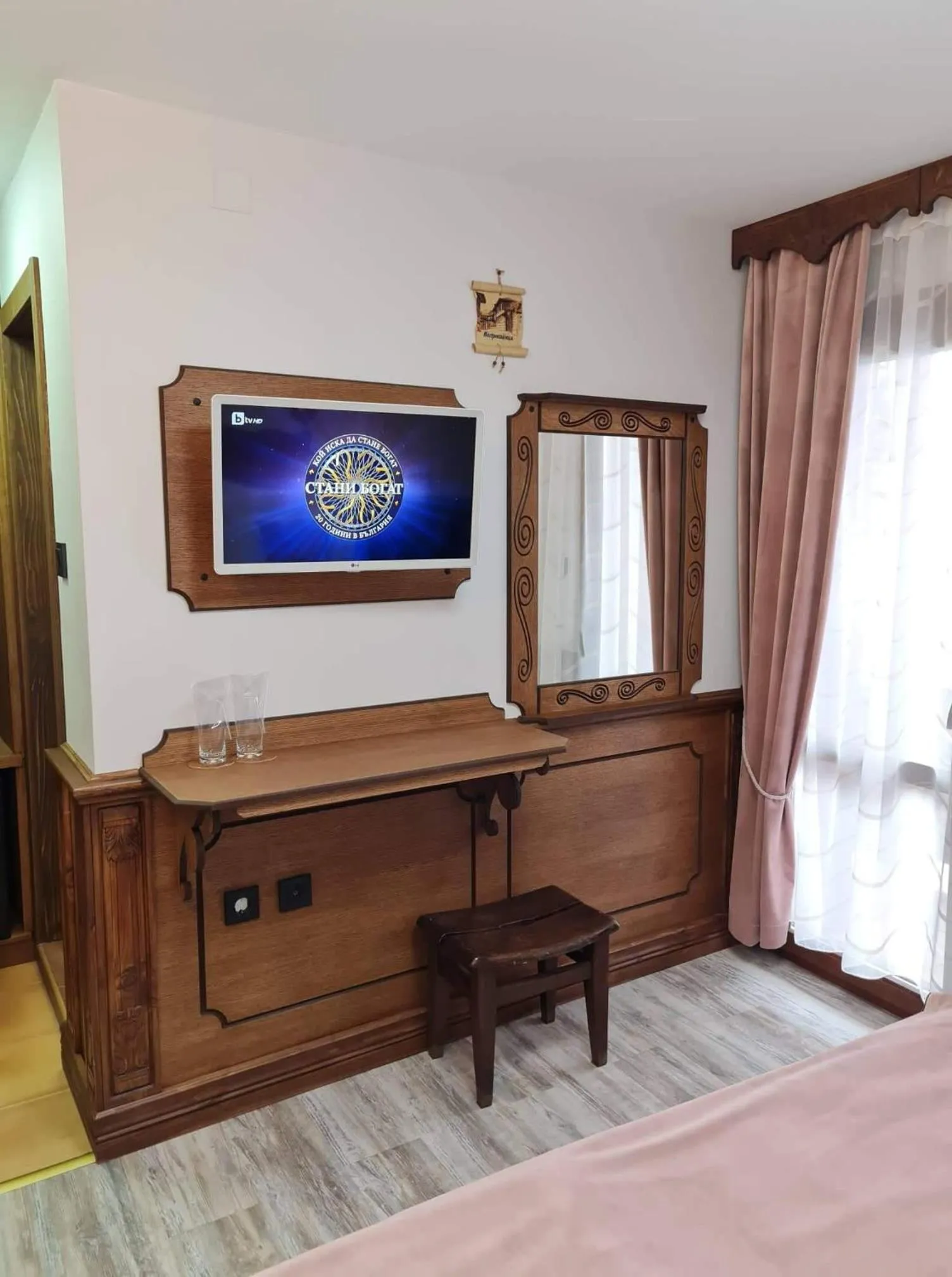 Bed in Chuchura Family Hotel