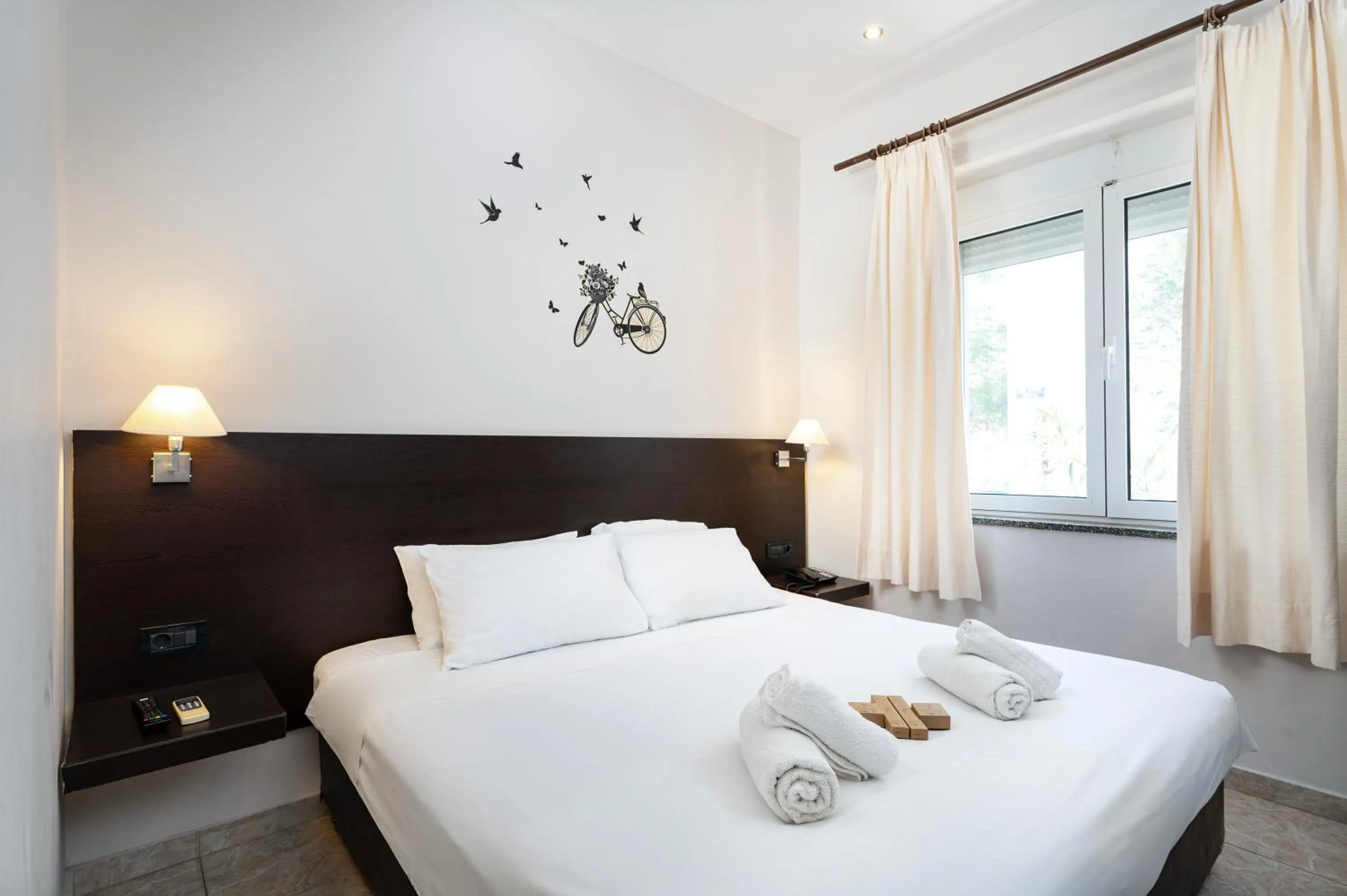 Bed in Sonia Hotel & Suites - Adults Only