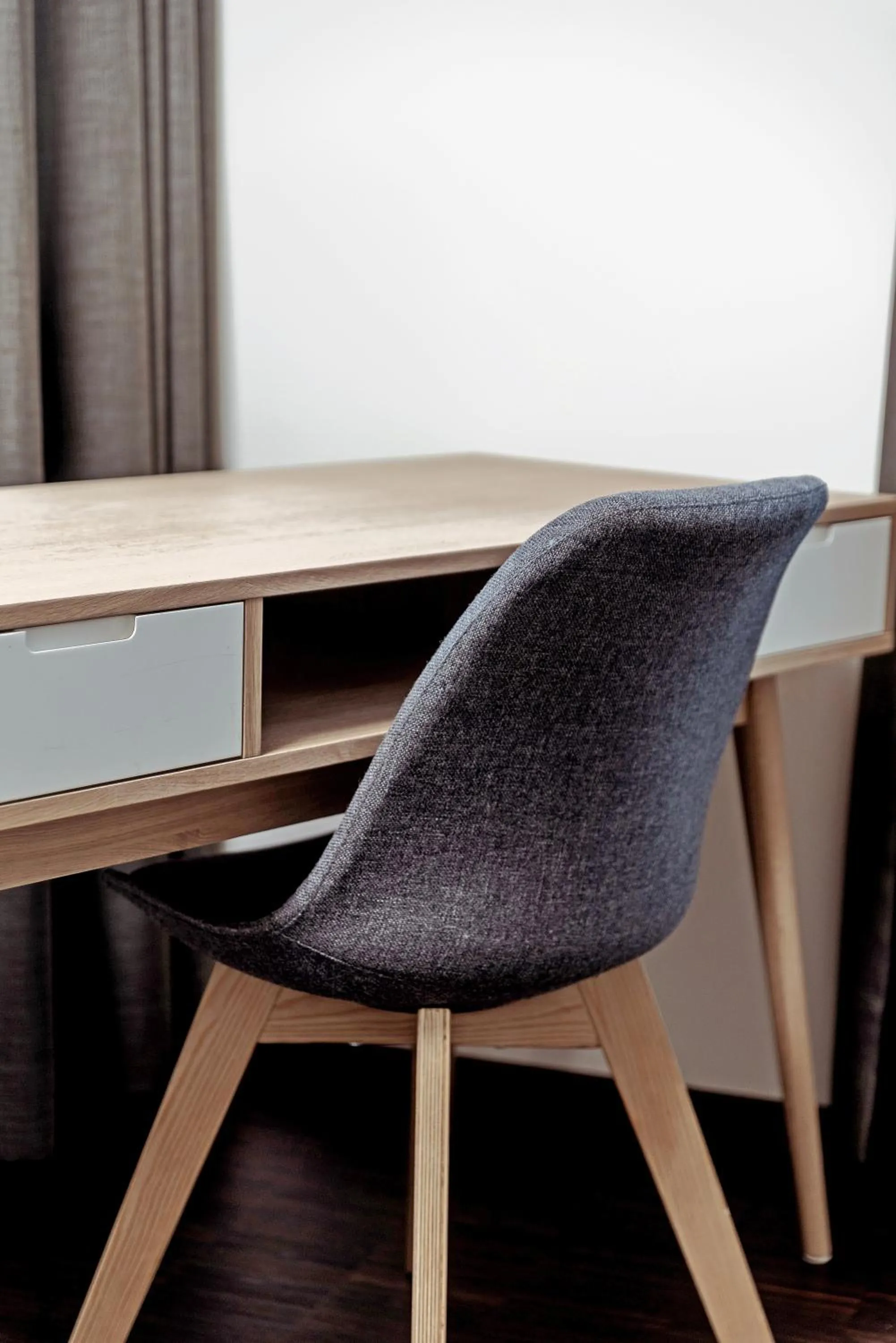 Seating area in Vistay apartments