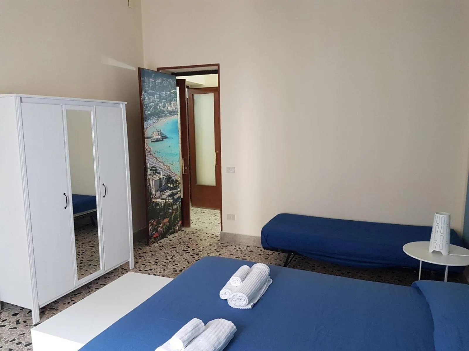 Bed in Arco di Trionfo Palermo Bed & Breakfast