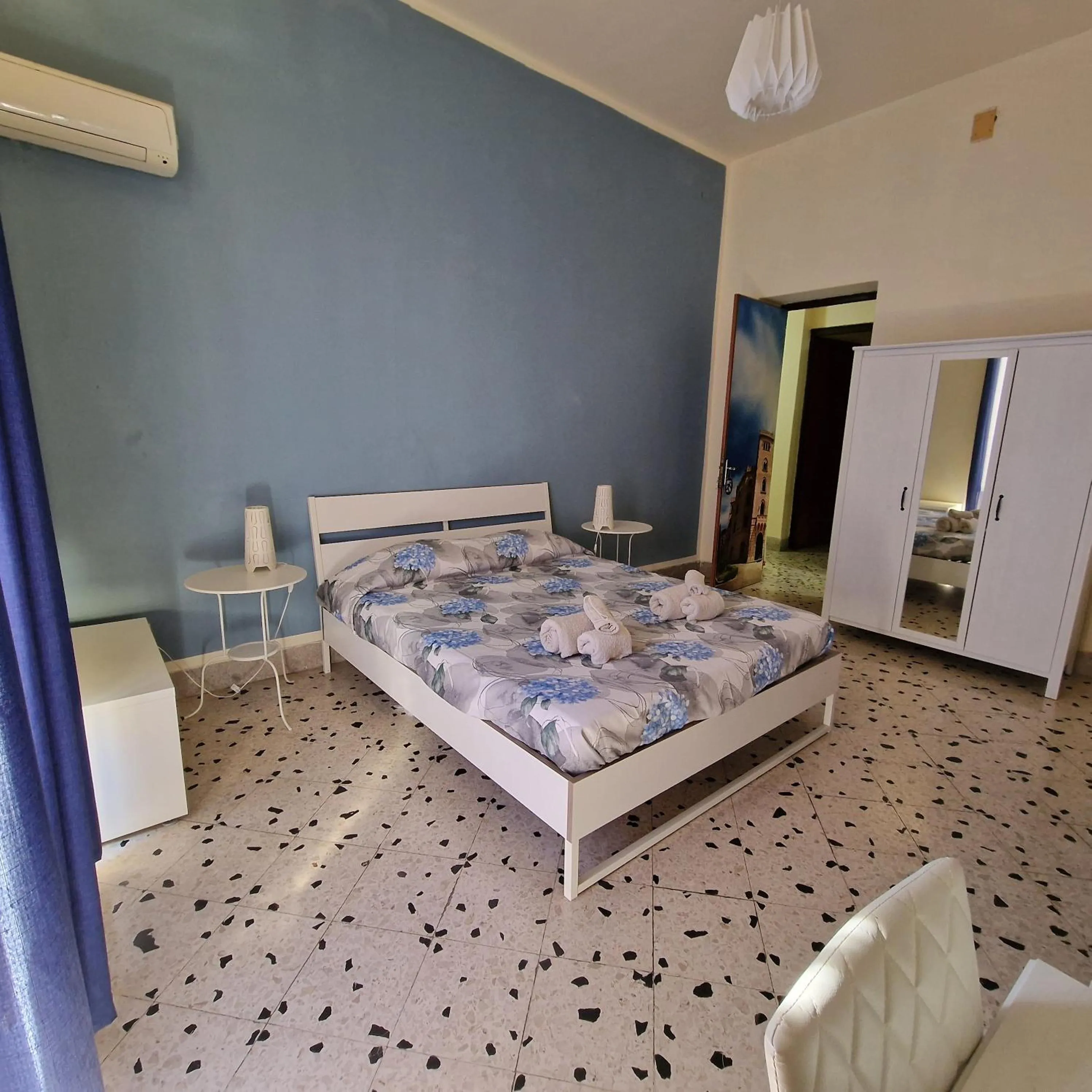 Bed in Arco di Trionfo Palermo Bed & Breakfast