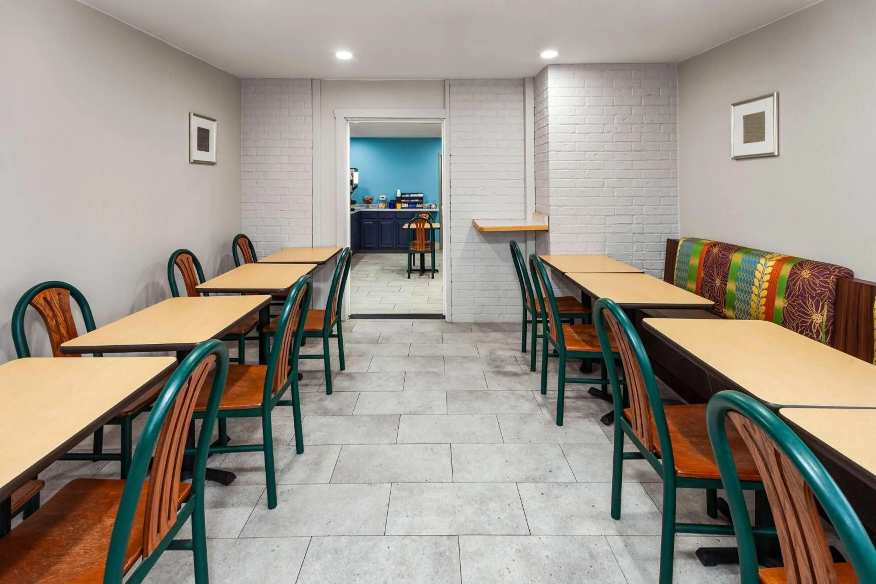 Breakfast in Days Inn by Wyndham Eagle River