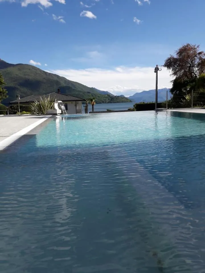 Pool view in Hotel Domaso