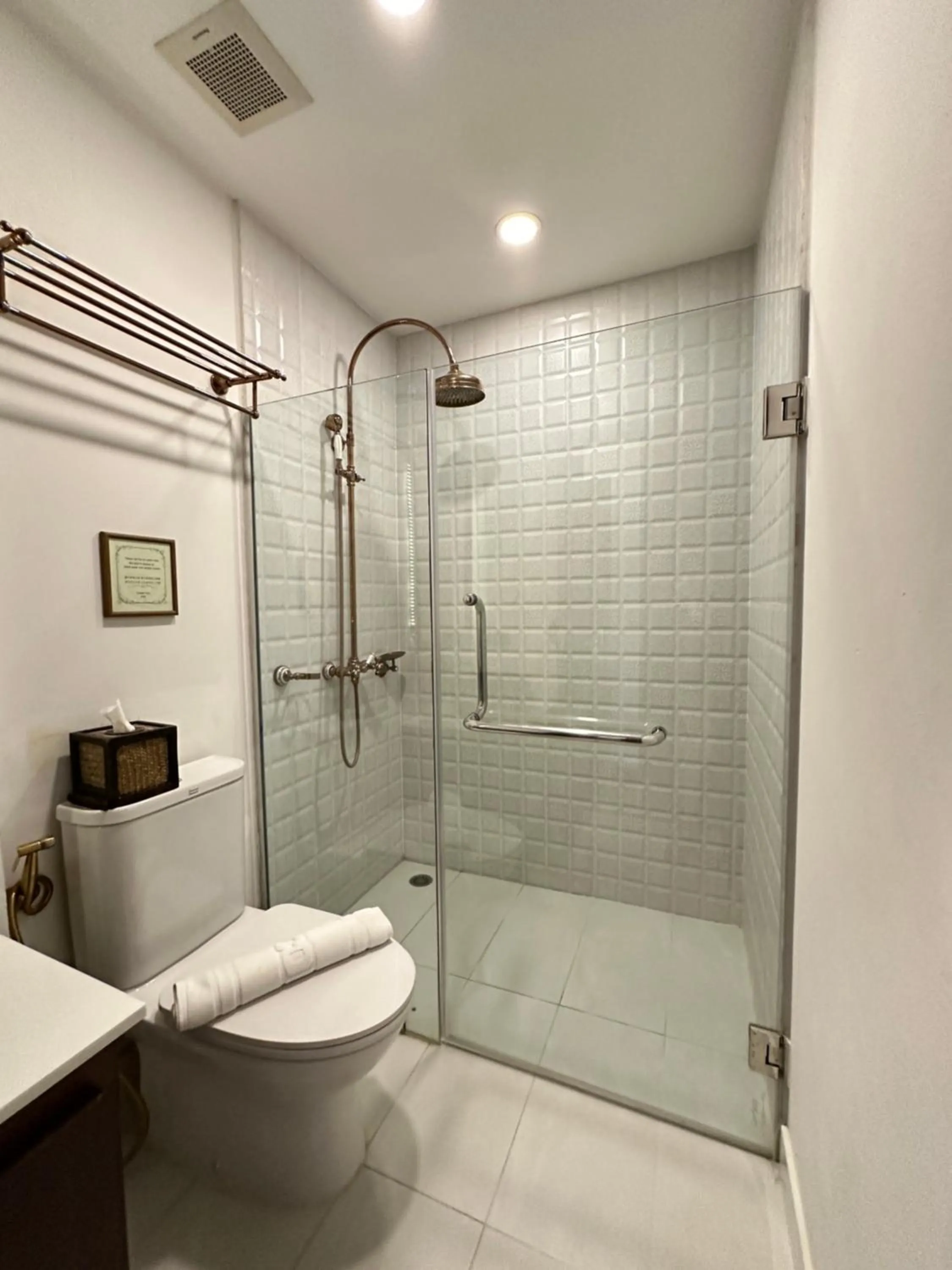 Bathroom in Elliebum Boutique Hotel