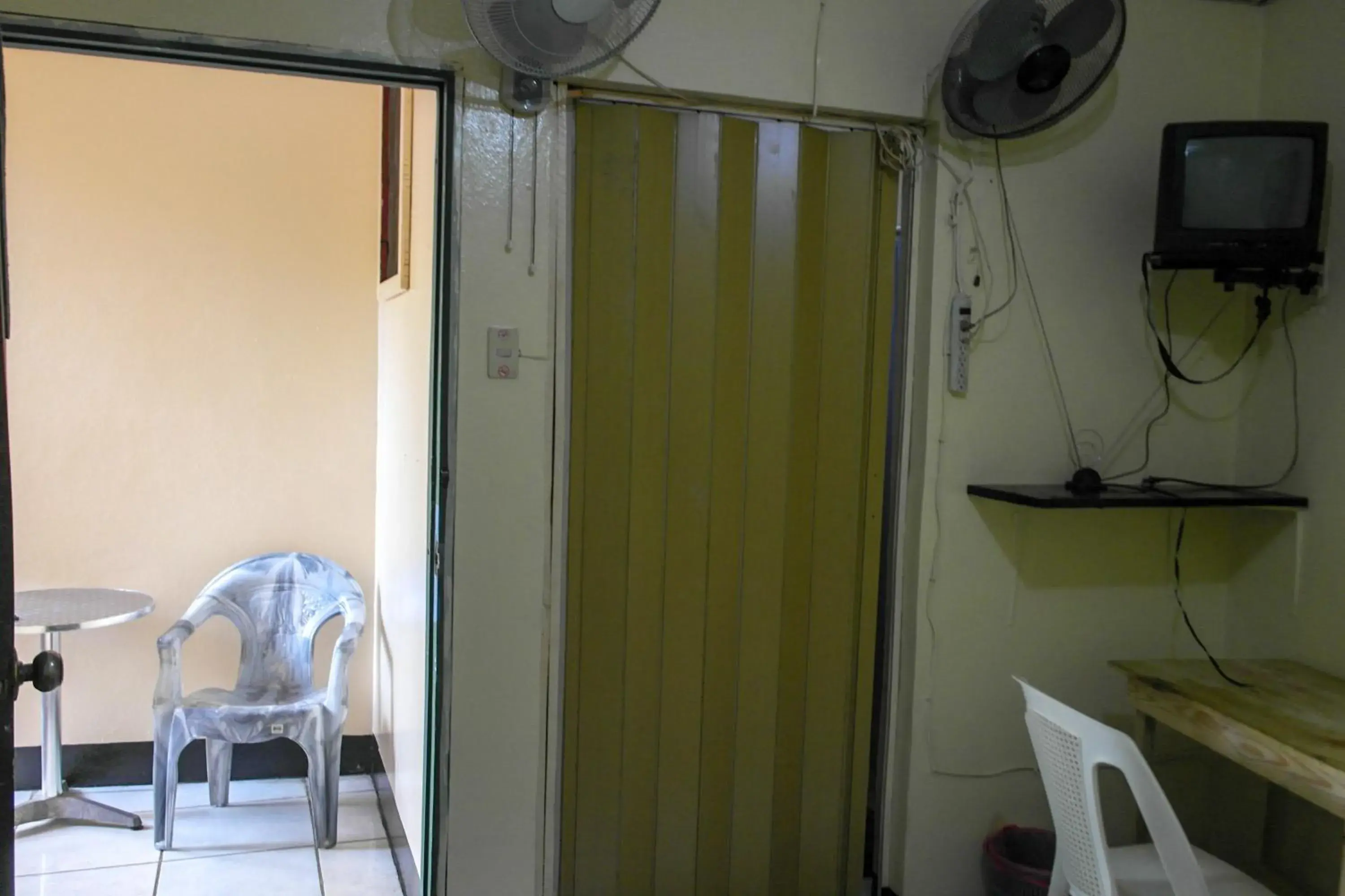 Single Room with Private Bathroom in Hostal Nicaragua Guest House Single Room with Private Bathroom in Hostal Nicaragua Guest House