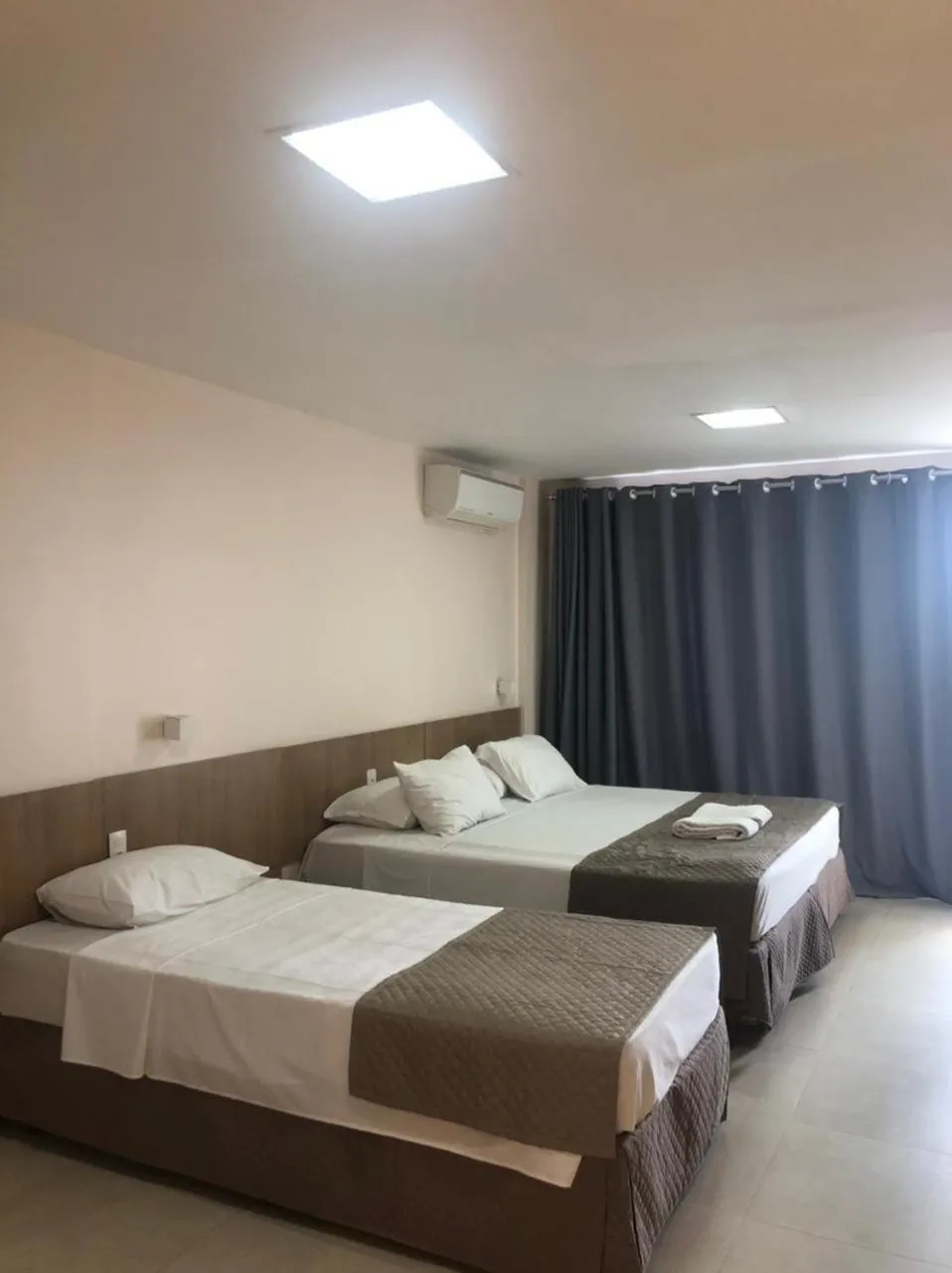 Bedroom, Bed in Balmare Hotel