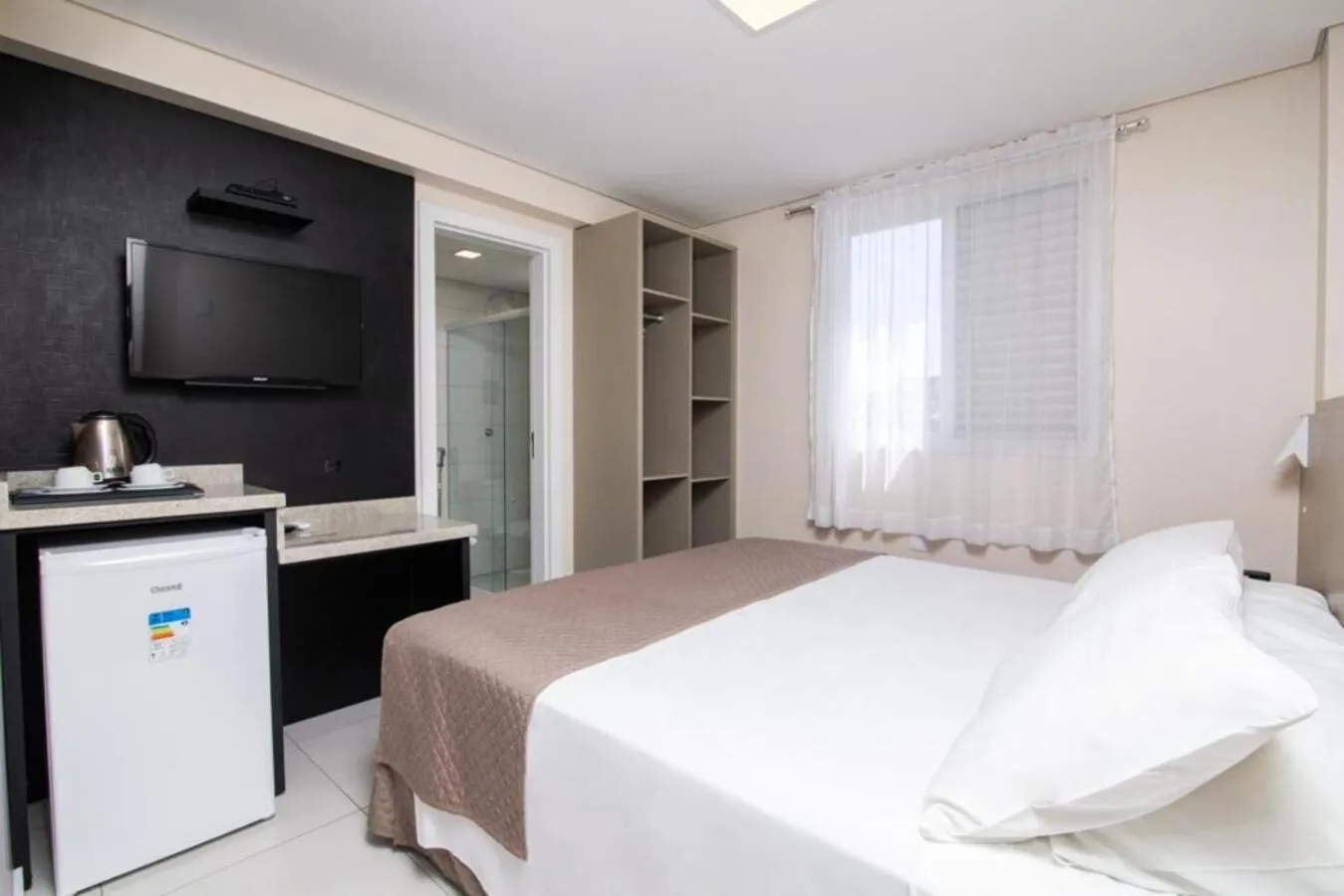 Bedroom, Bed in Balmare Hotel