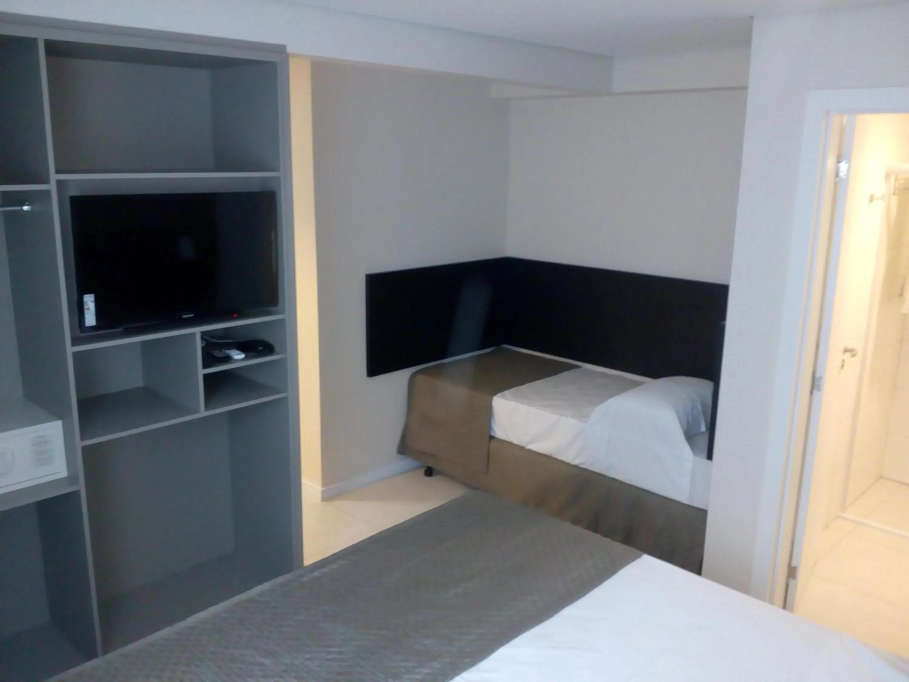 Bedroom, Bed in Balmare Hotel