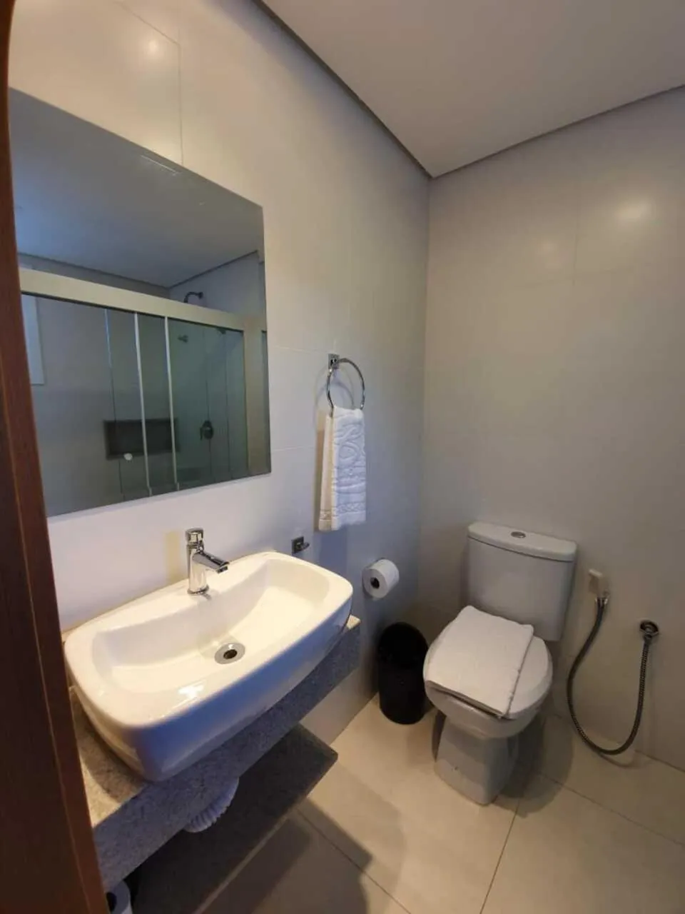 Bathroom in Balmare Hotel