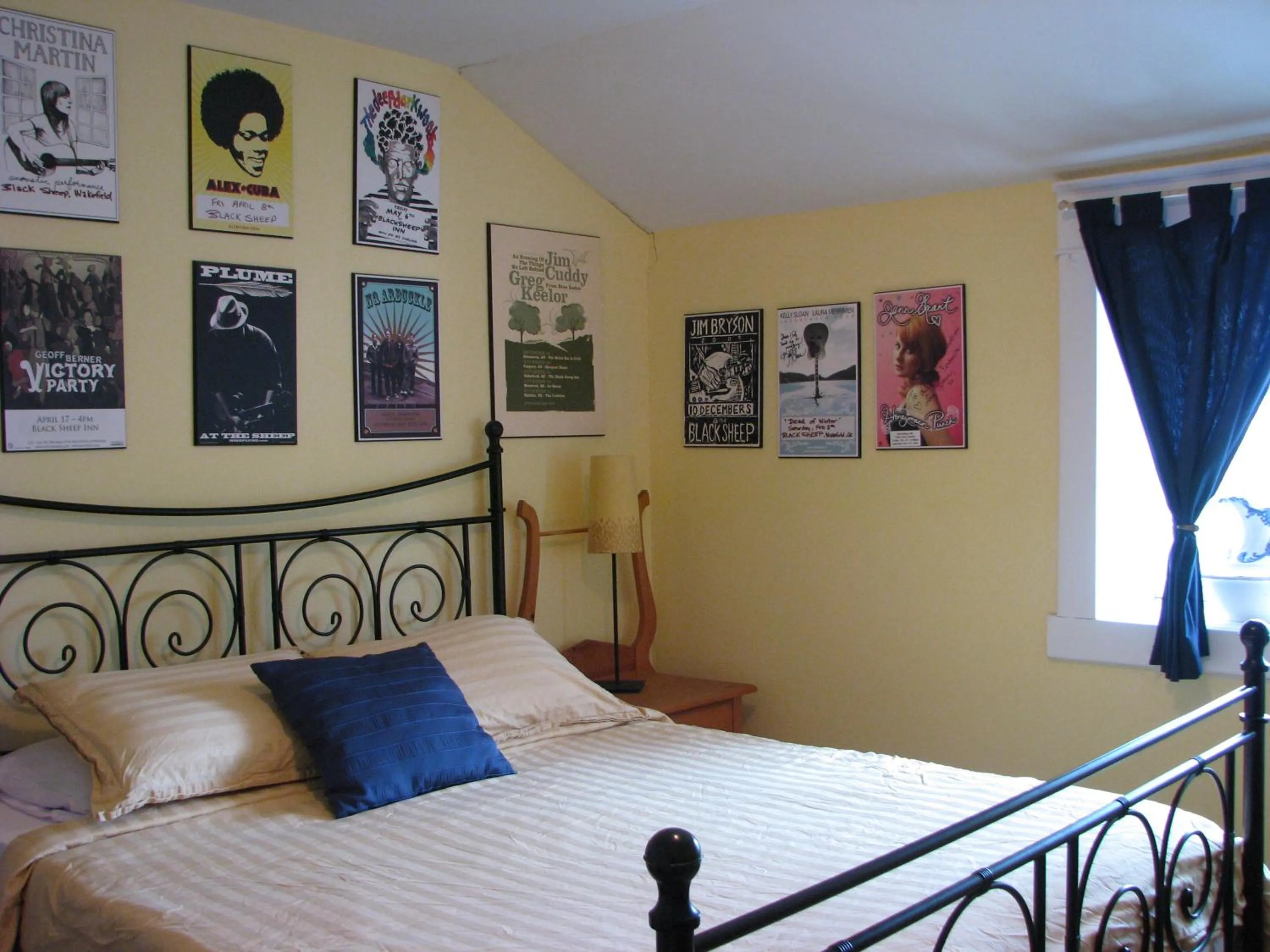 Bed in Auberge De Mon Petit Chum B&B