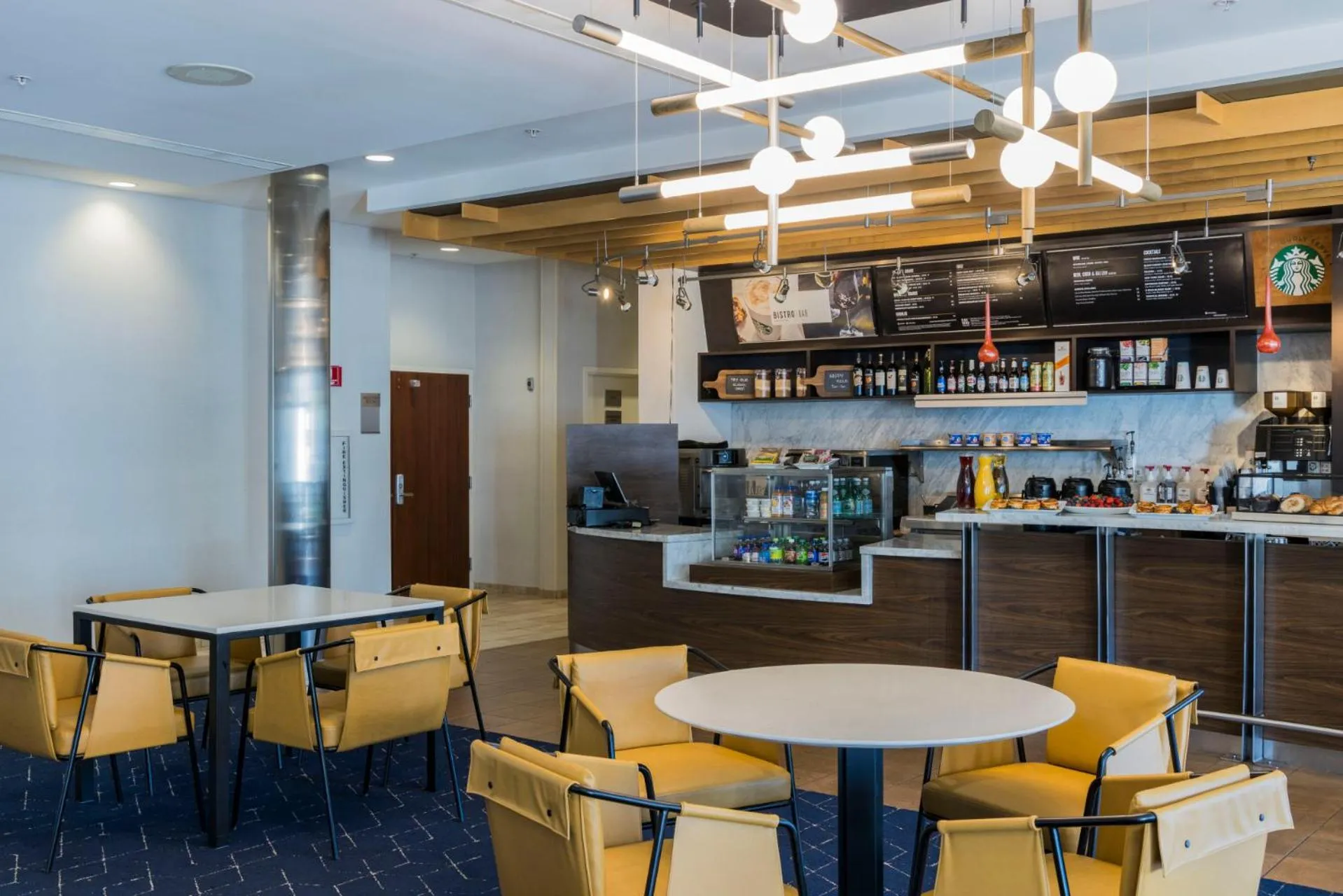 Restaurant/places to eat in Courtyard Mt. Holly Westampton