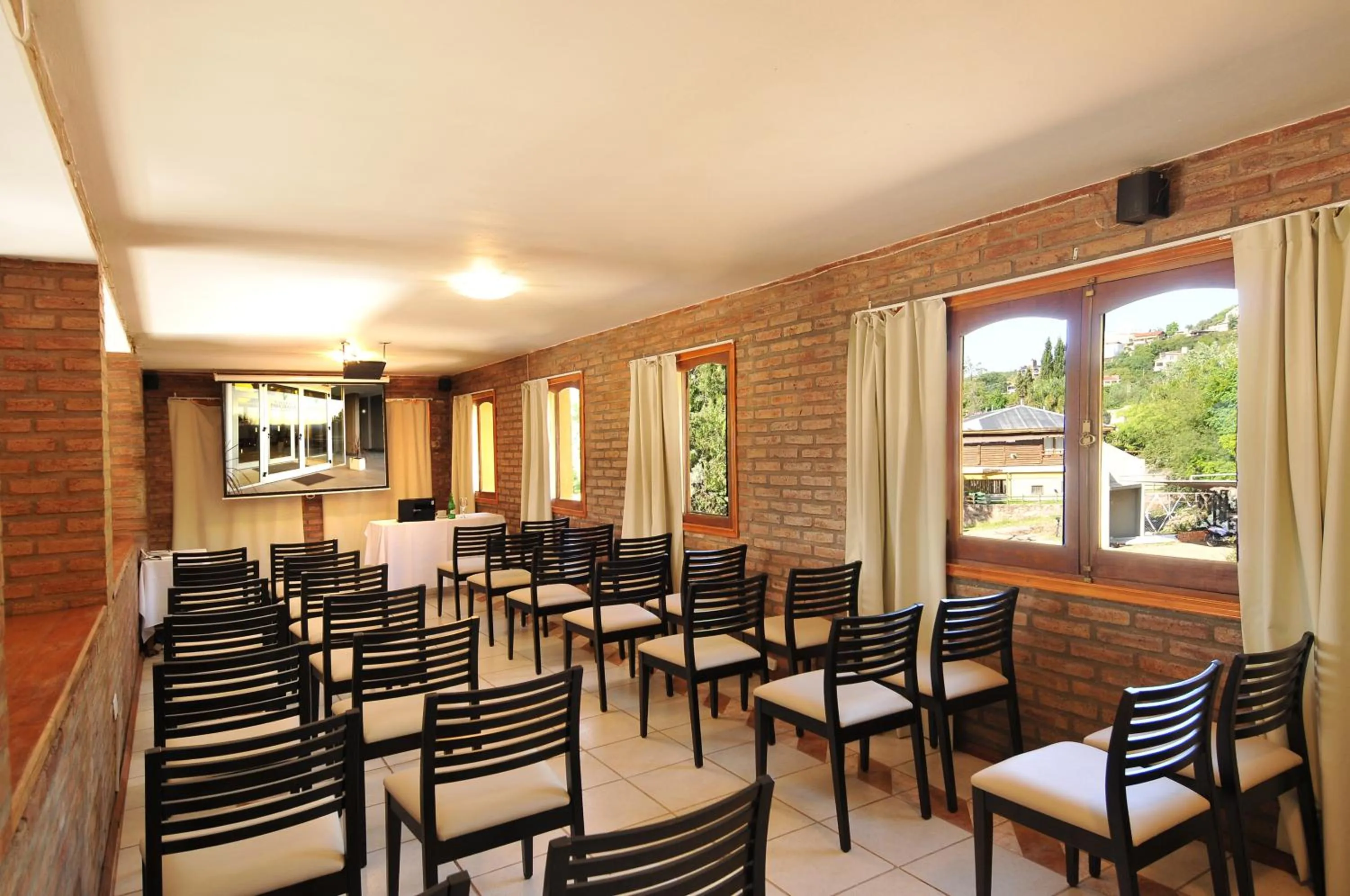 Banquet/Function facilities in Pinares del Cerro Resort & Suites
