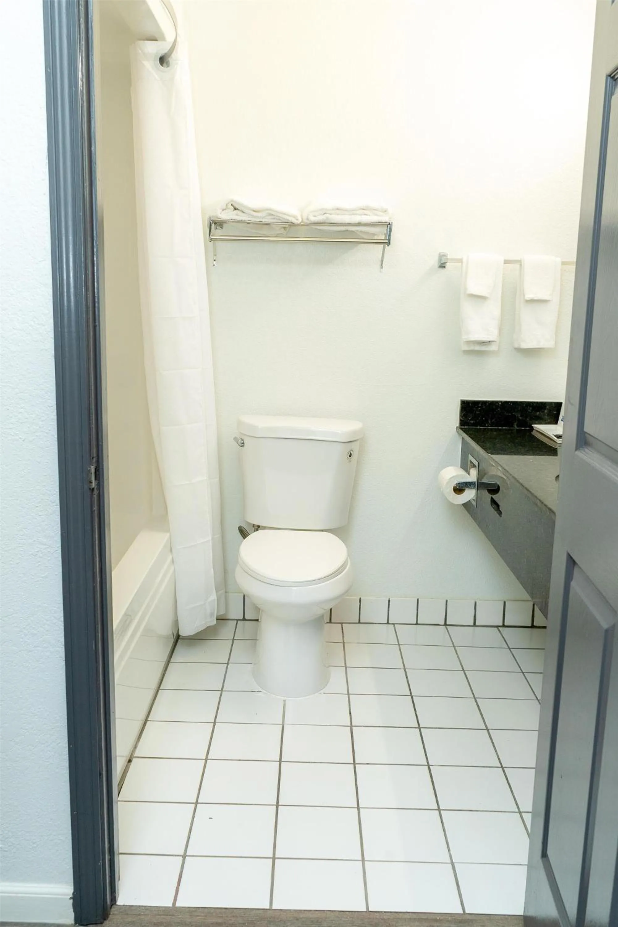 Bathroom in Americas Best Value Inn Donaldsonville