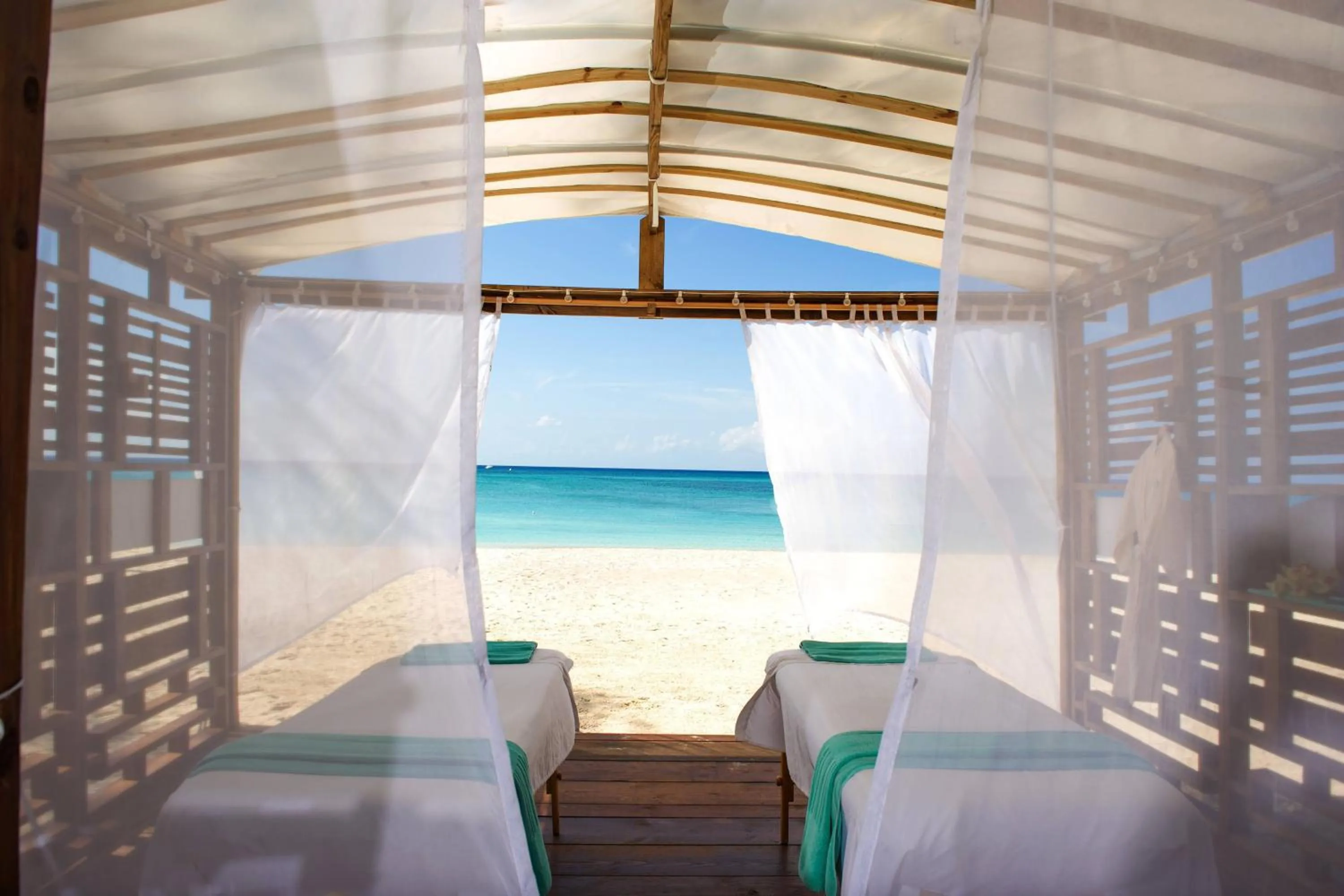 Beach in The Westin Grand Cayman Seven Mile Beach Resort & Spa