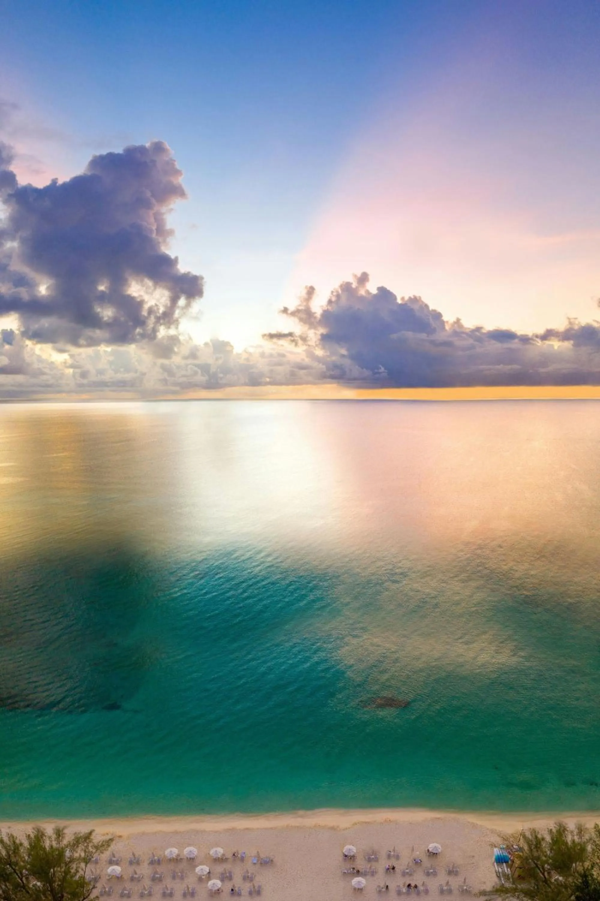 Swimming pool in The Westin Grand Cayman Seven Mile Beach Resort & Spa