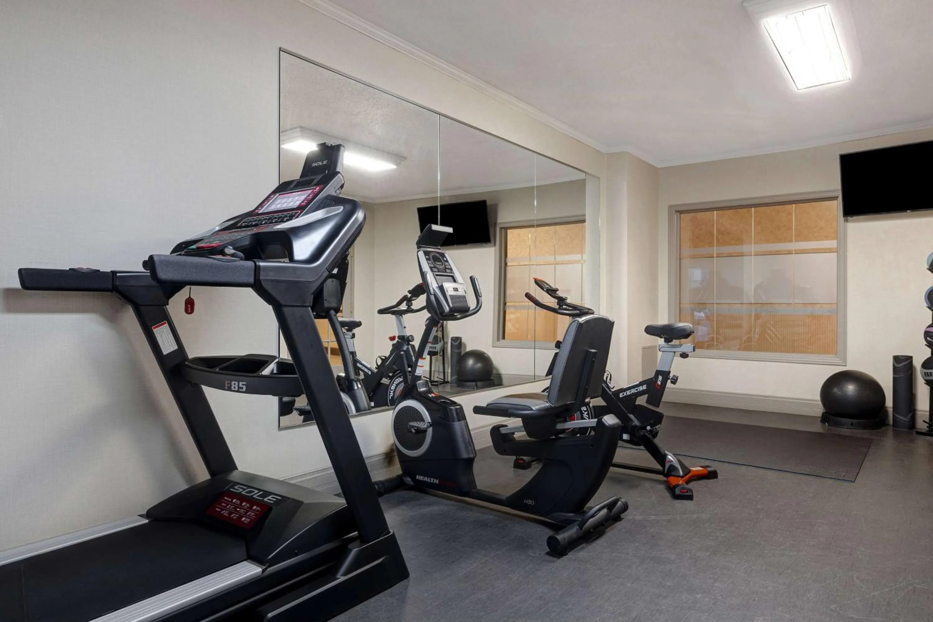 Fitness centre/facilities in Days Inn by Wyndham Edmundston