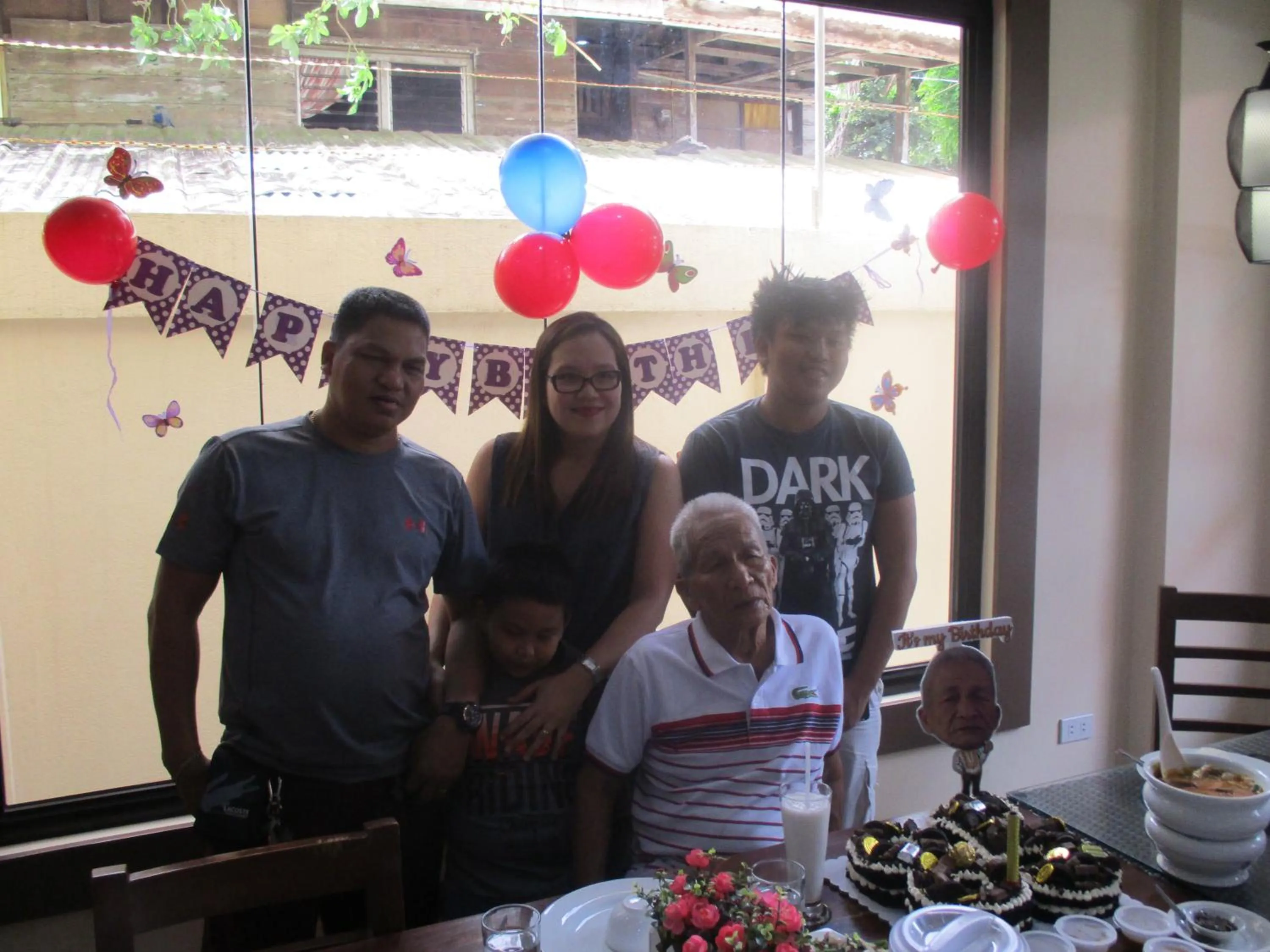 Living room in WMV Hotel & Restaurant