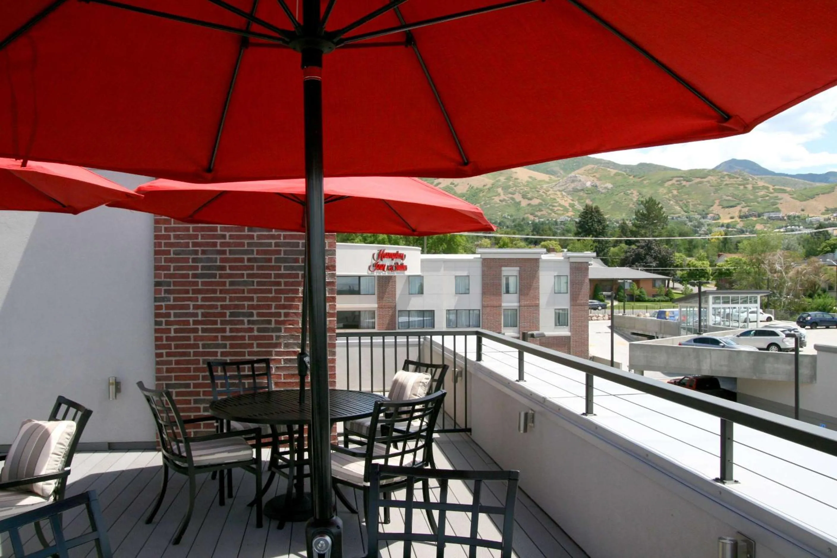 Patio in Hampton Inn & Suites Salt Lake City-University/Foothill Drive
