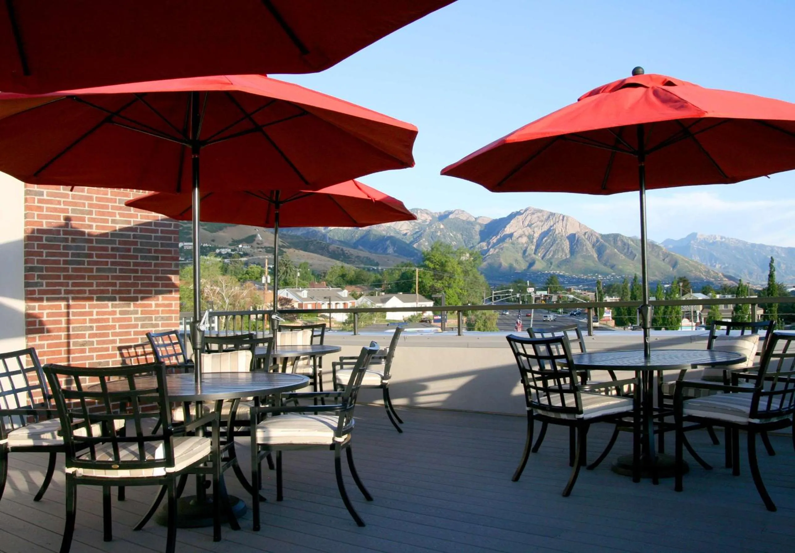 Patio in Hampton Inn & Suites Salt Lake City-University/Foothill Drive