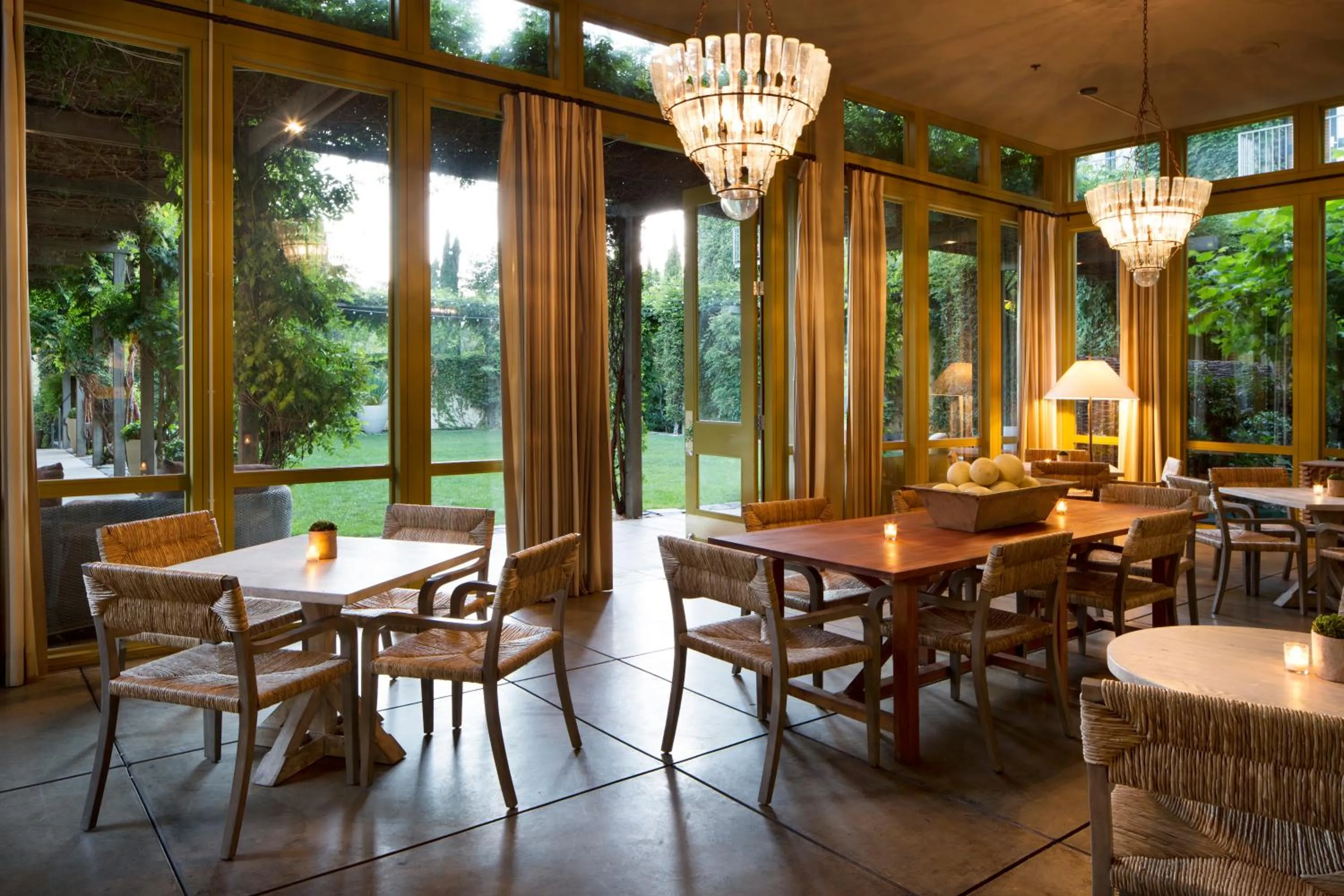 Restaurant/places to eat in Hotel Healdsburg